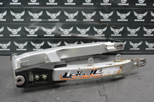 2002 Yamaha TTR125 TTR125E OEM Small Wheel 14" Swingarm Swing Arm Suspension - hggarage