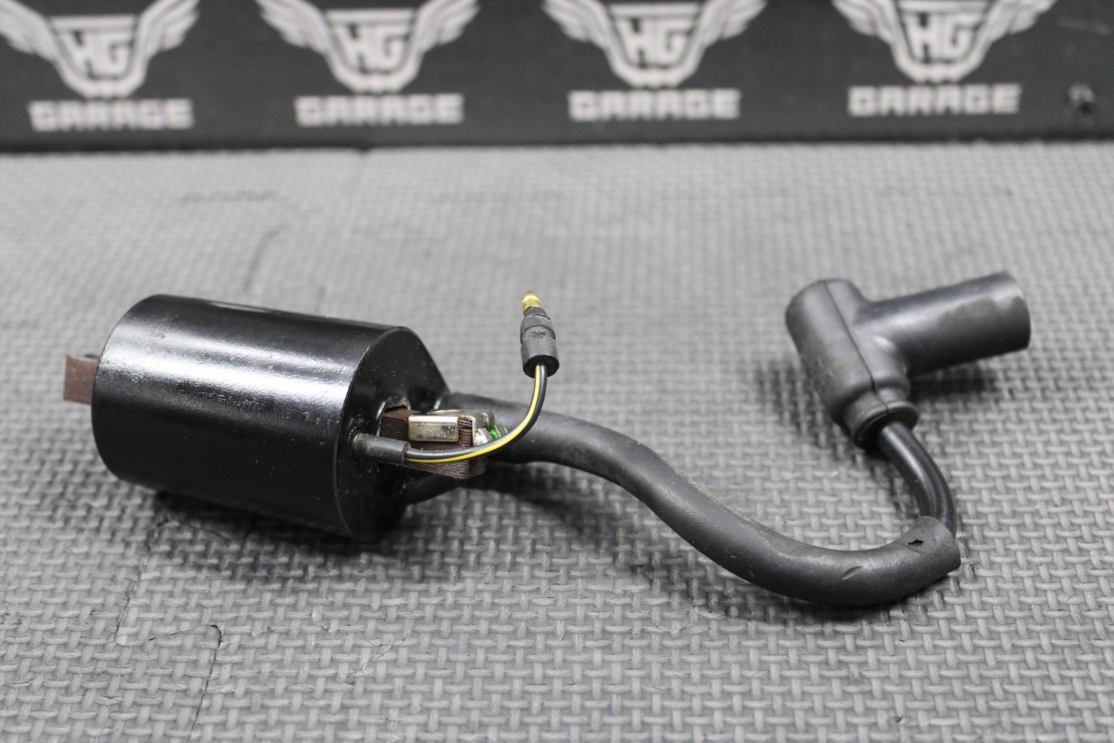 2001 HONDA 90 - 01 CR500R OEM IGNITION COIL SPARK PLUG BOOT CAP 30500 - KZ3 - 701 GOOD - hggarage