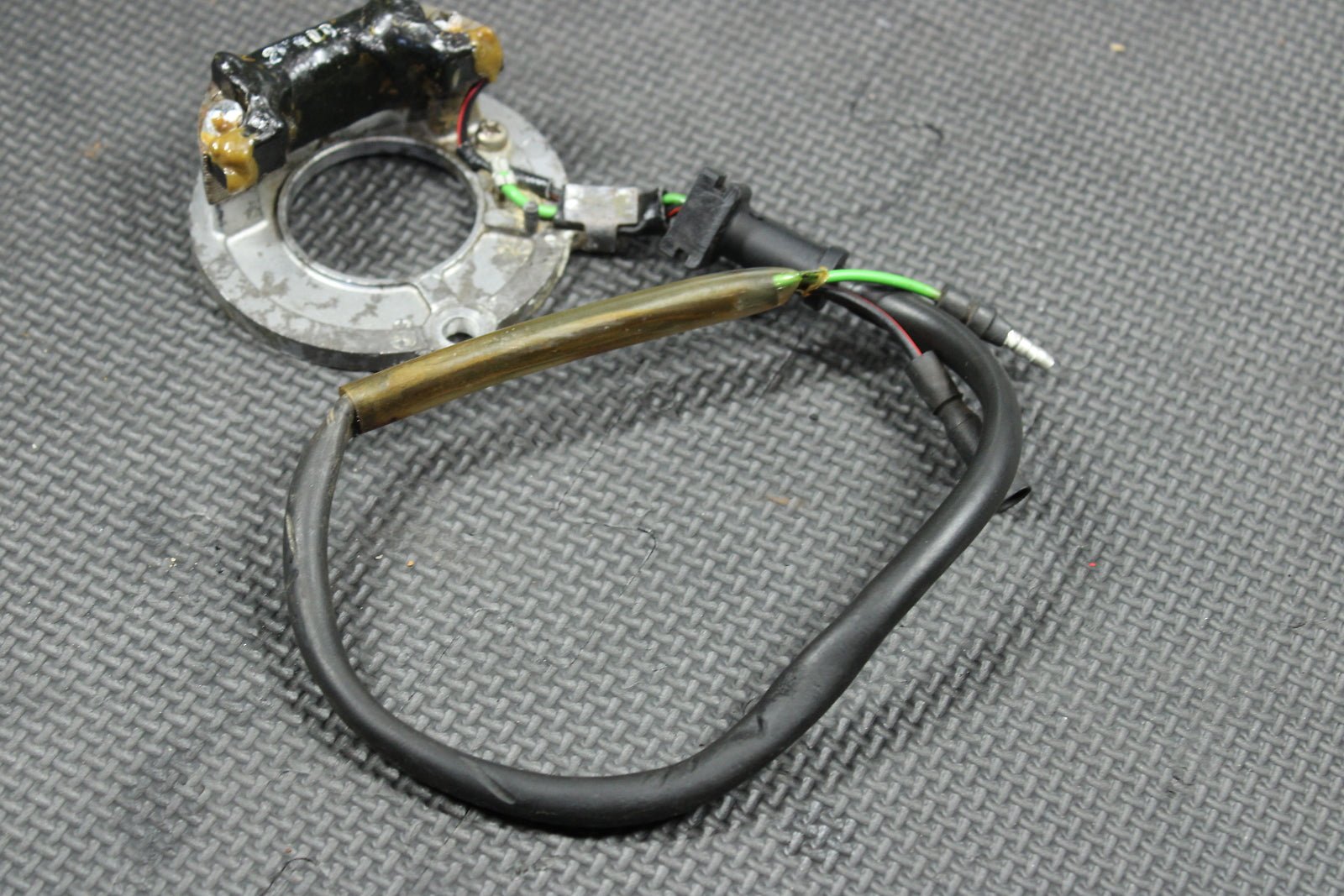 1993 Honda CR80R OEM Stator Magneto Rotor Flywheel 31100 - GC4 - 600 - hggarage