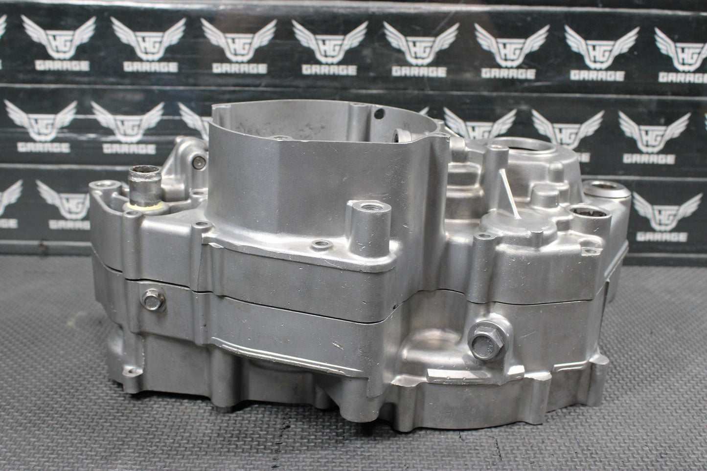 1996 SUZUKI RM250 OEM LEFT RIGHT ENGINE CRANKCASE CRANK CASES BLOCK READ DESC! - hggarage