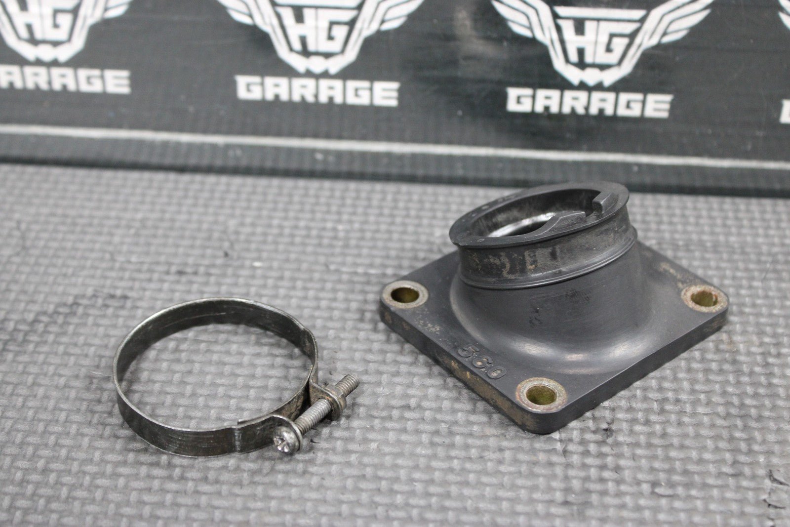 1997 YAMAHA 90 - 00 RT100 OEM INTAKE REED BLOCK ASSEMBLY 53V - 13610 - 00 - 00 - hggarage