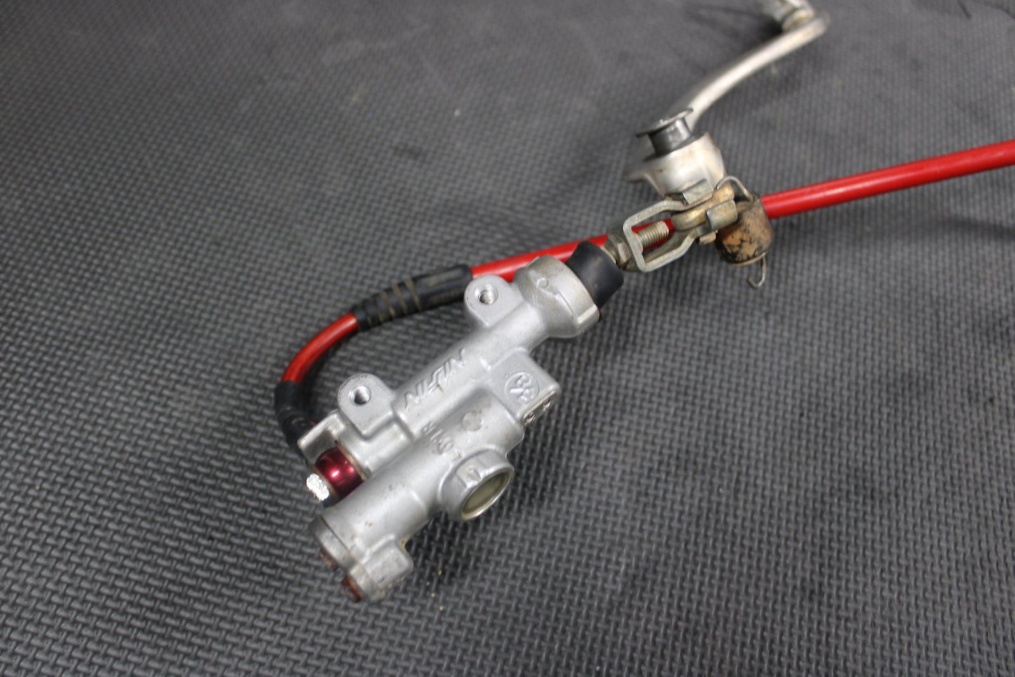 2007 HONDA CR125R CR250R CRF450R OEM REAR BACK BRAKE CALIPER MASTER CYLINDER ASS - hggarage