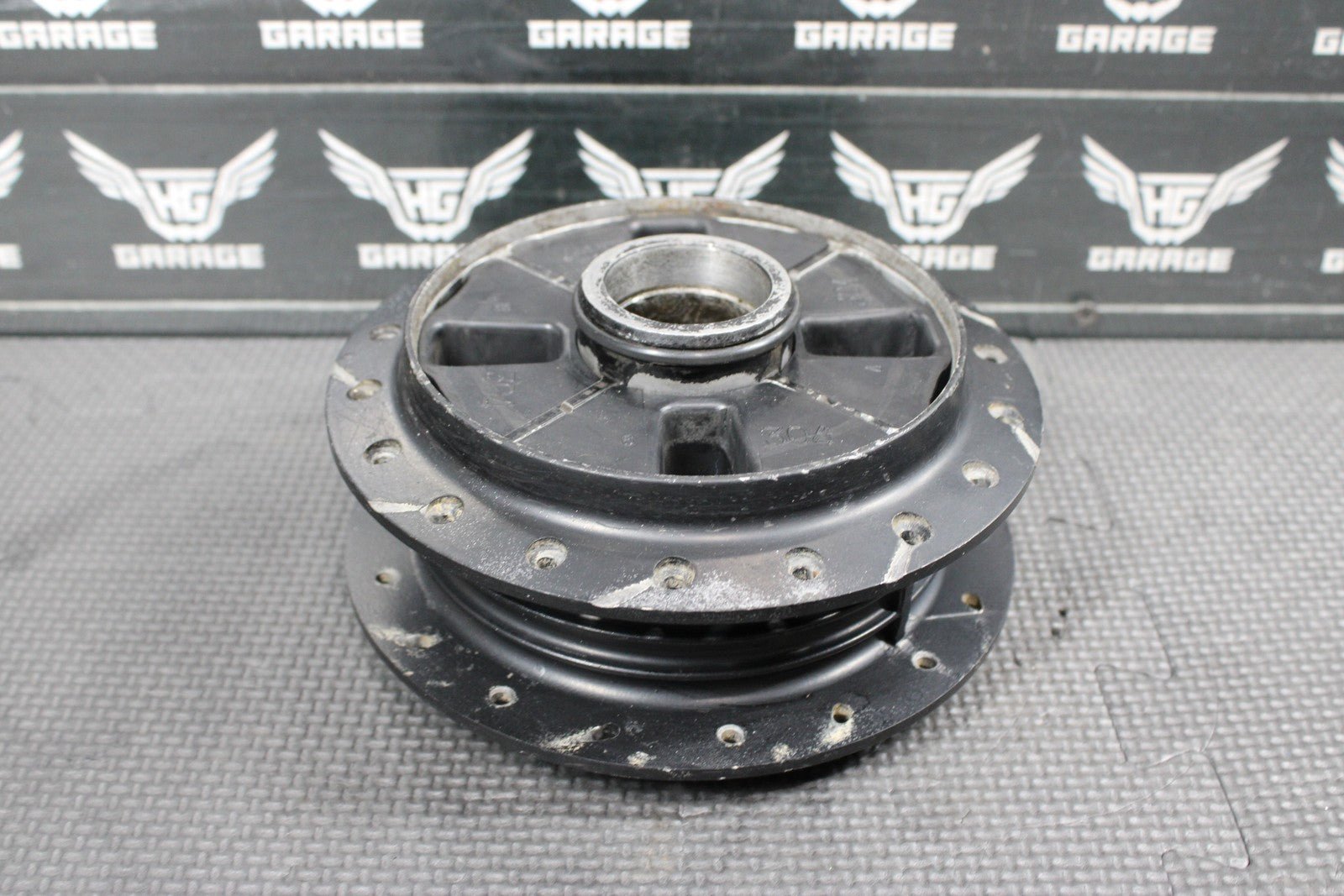 1997 93 - 98 YAMAHA RT100 OEM REAR BACK WHEEL RIM HUB 18A - 25311 - 00 - 98 - hggarage