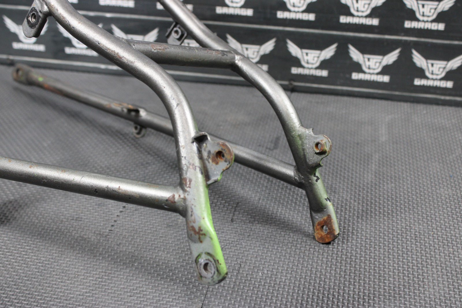 1997 KAWASAKI 95 - 97 KX125 KX250 OEM REAR BACK SUB FRAME SUBFRAME 32160 - 1397 - CC - hggarage