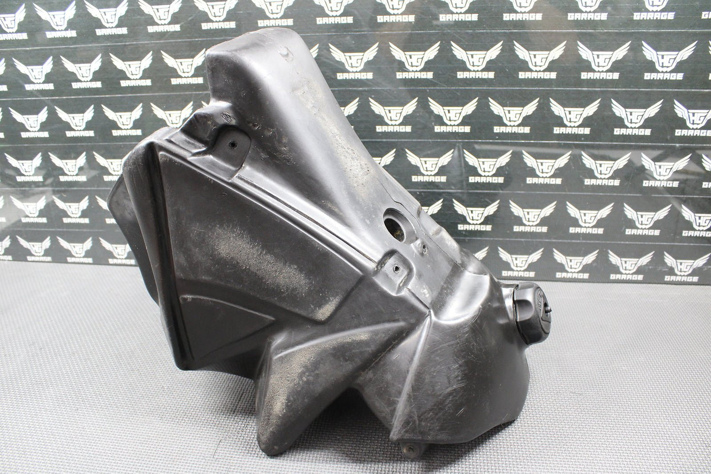 1999 KTM 125 250 300 12 LITER OEM GAS FUEL TANK CELL PETROL RESERVOIR 5230701300 - hggarage