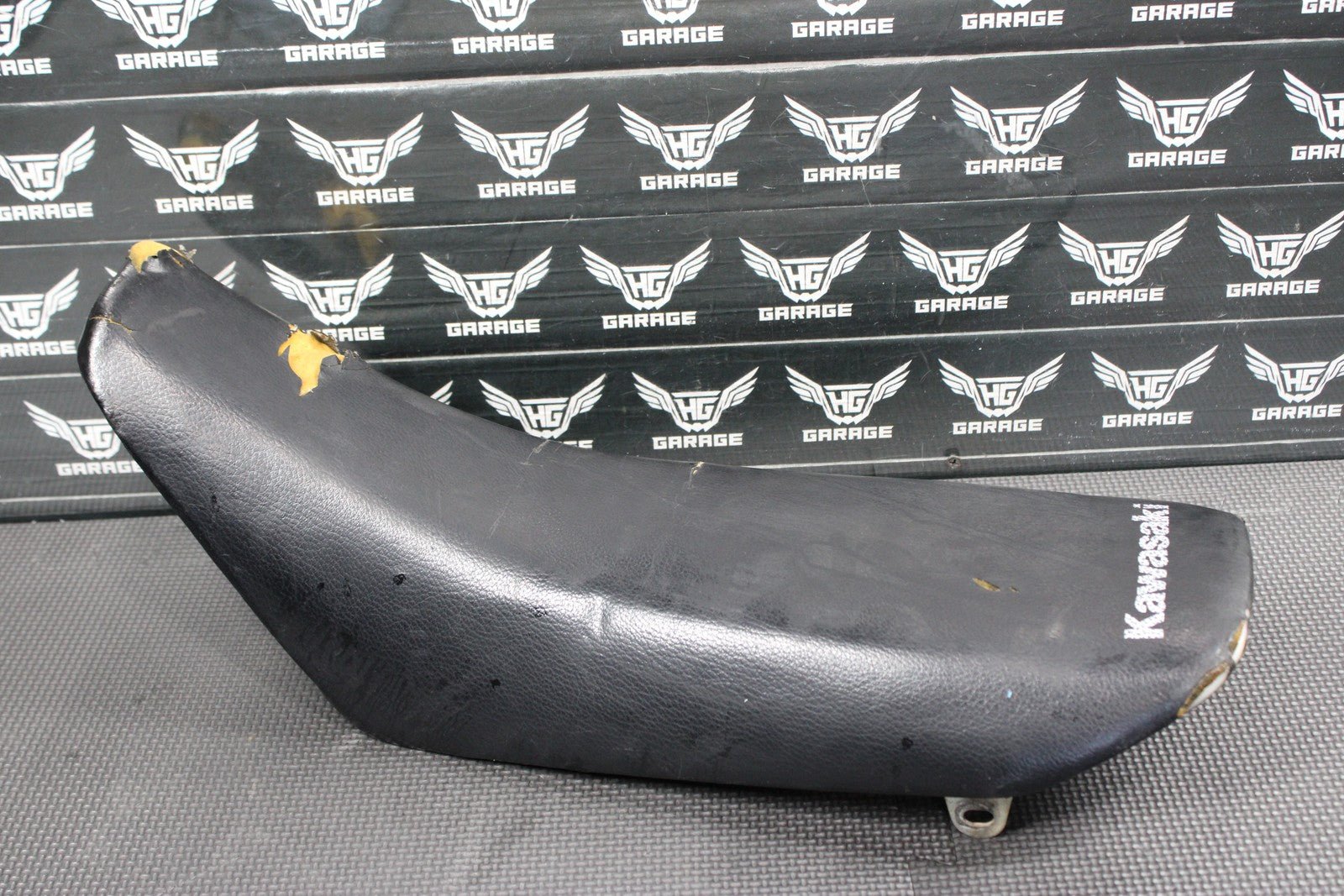 2003 KAWASAKI 03 - 05 KX65 OEM SEAT SADDLE CUSHION COVER SEAT PAN 53001 - 1935 - MW - hggarage