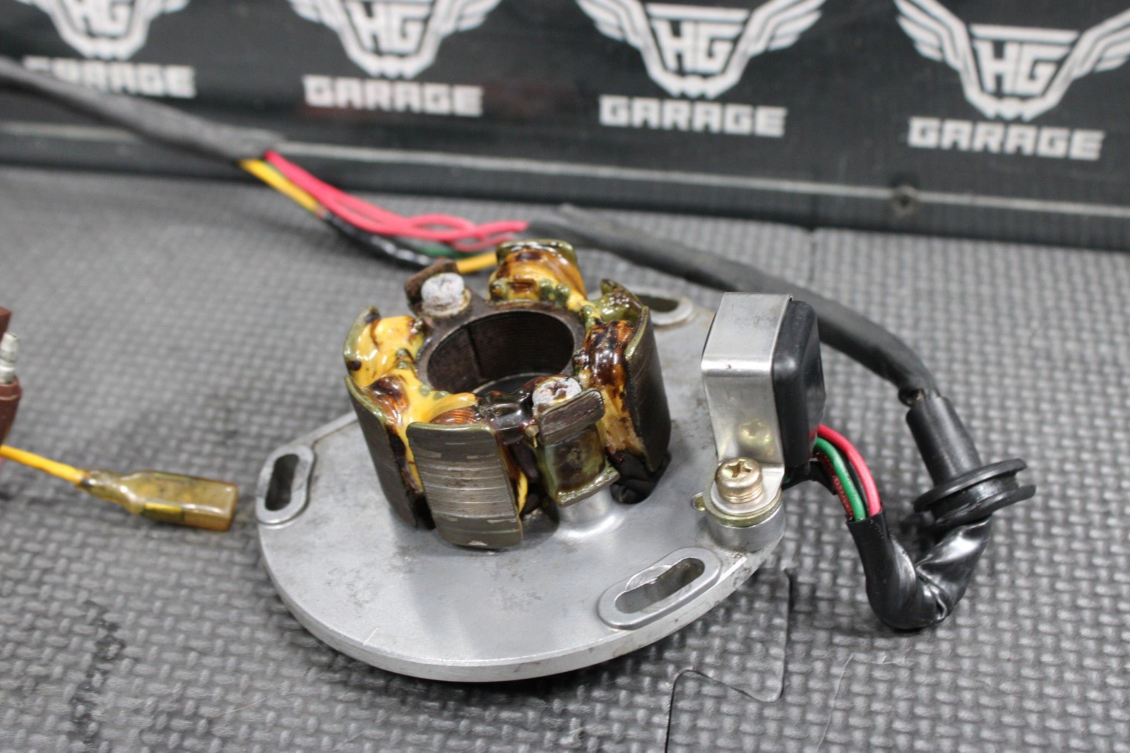 2000 KTM 250 EXC OEM 2K - 2 STATOR MAGNETO GENERATOR ALTERNATOR 50339004100 - hggarage