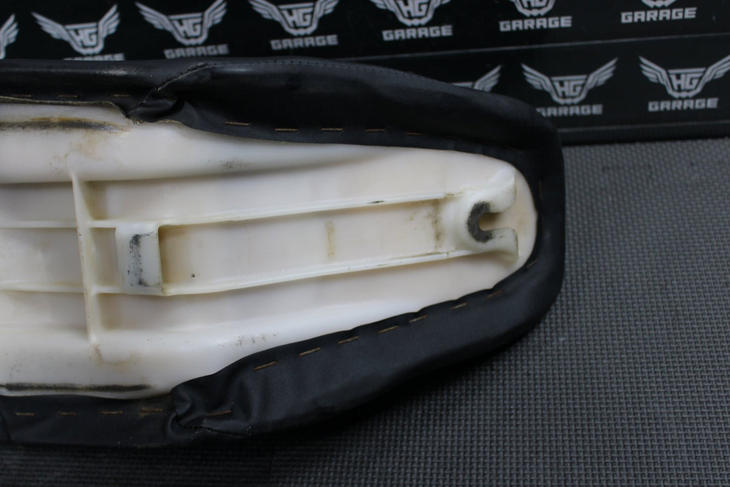 2008 KAWASAKI KX100 KX85 OEM SEAT SADDLE 53066 - 0053 - MA - hggarage