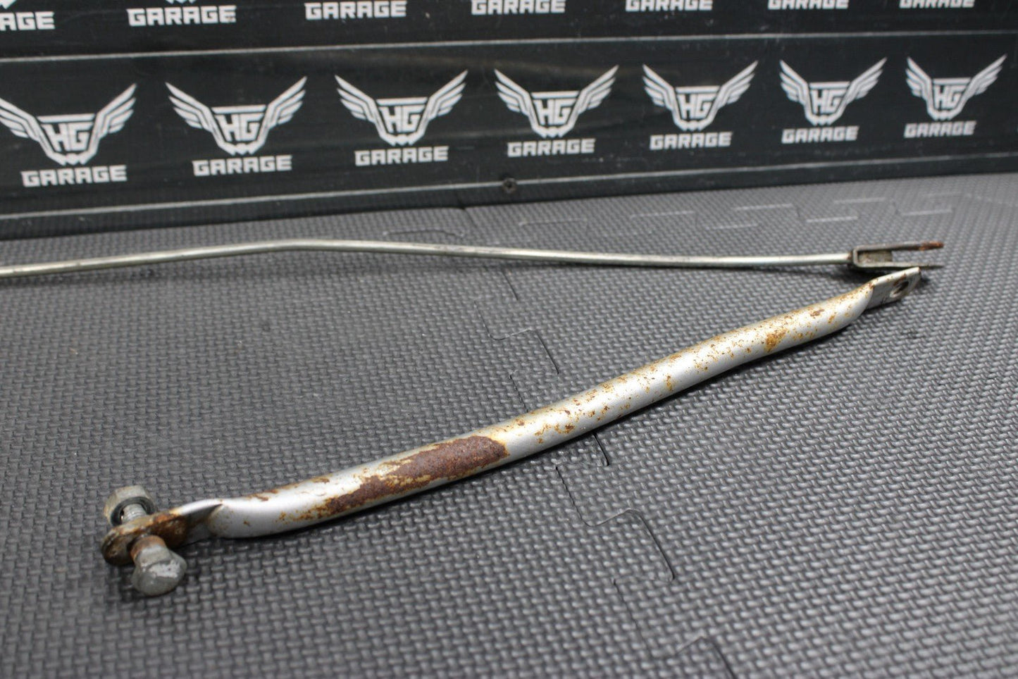 2005 SUZUKI DR200SE OEM RIGHT REARSET BRAKE FOOT PEDAL BRAKE ROD ARM 43120 - 44A12 - hggarage