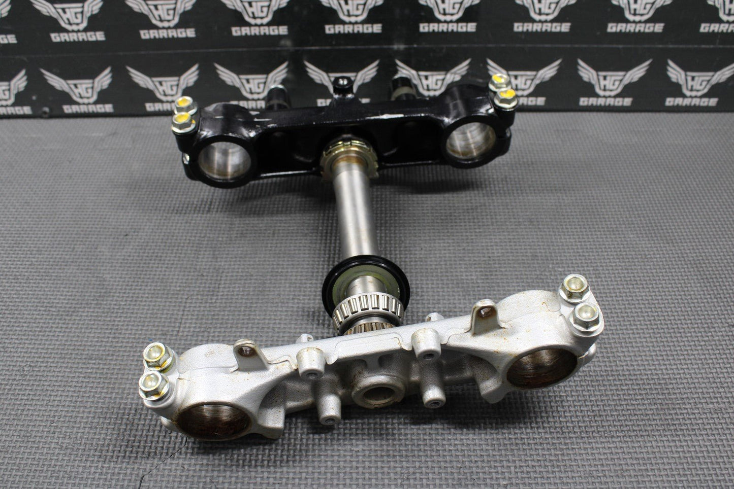 2002 HONDA XR200R 90 - 02 OEM FRONT FORKS LOWER UPPER TRIPLE TREE STEM BAR CLAMP - hggarage