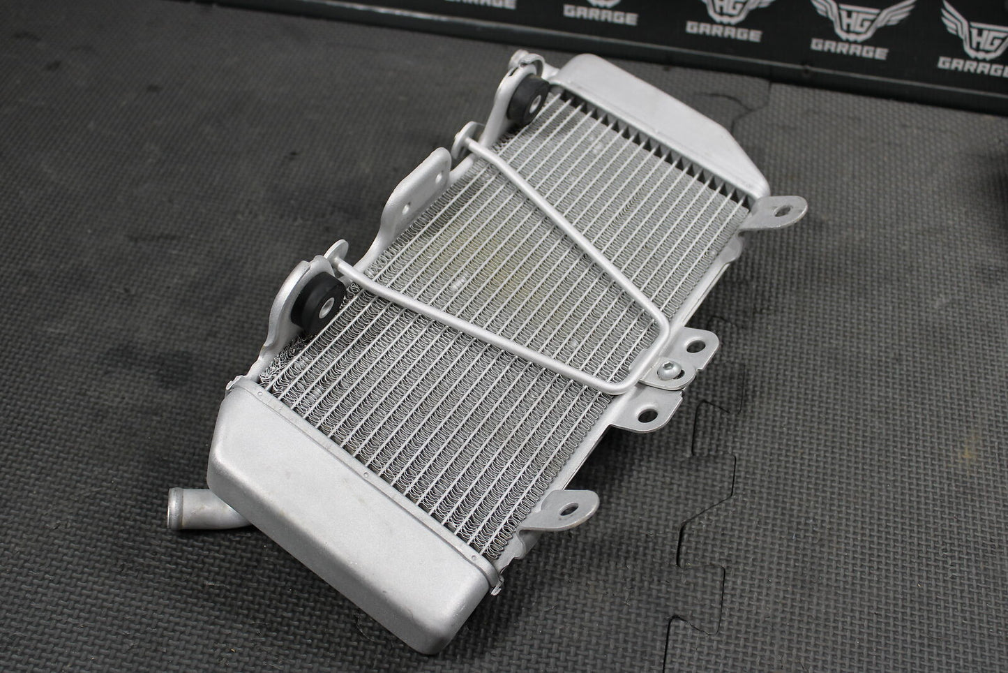 2008 YAMAHA YZ450F OEM ENGINE MOTOR COOLING COOLER RADIATOR 2S2-1240A-70-00