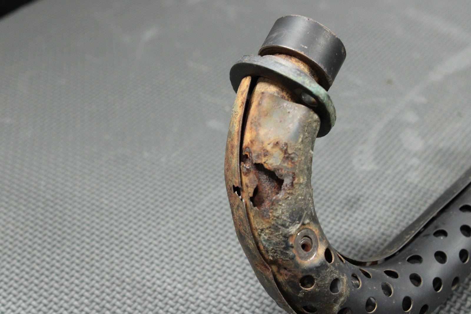 2003 97 - 03 HONDA XR70R OEM EXHAUST PIPE CHAMBER HEADER 18300 - GCF - A20 - hggarage