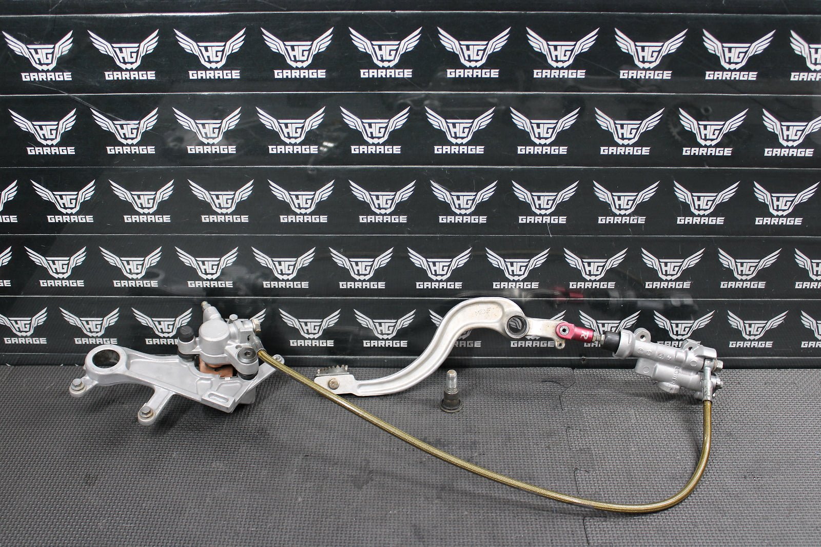 2009 HONDA CRF450R OEM NISSIN REAR BACK BRAKE CALIPER MASTER CYLINDER ASSEMBLY - hggarage