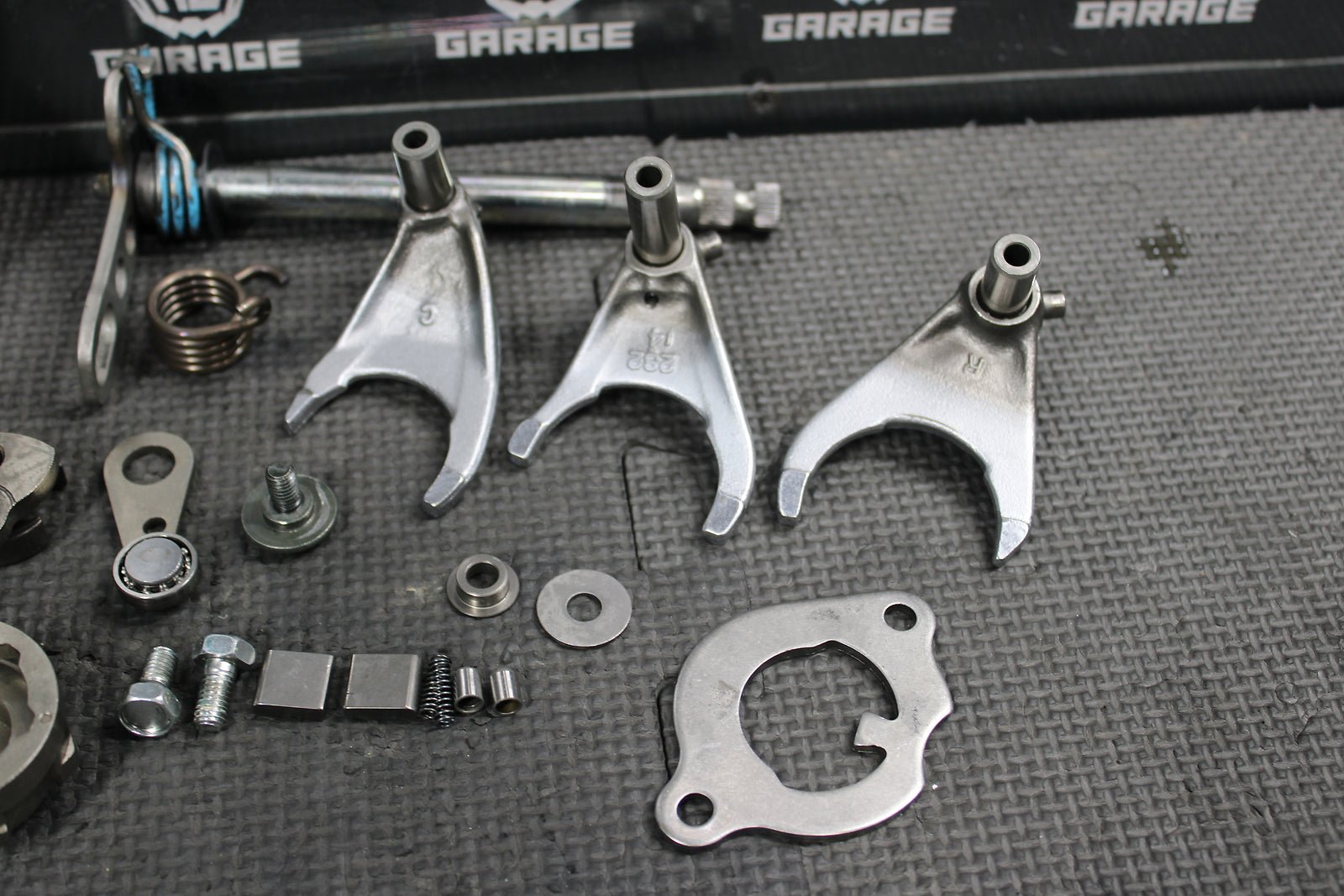 2006 Yamaha 06 - 09 YZ450F OEM Engine Transmission Tranny Assembly Gears - hggarage