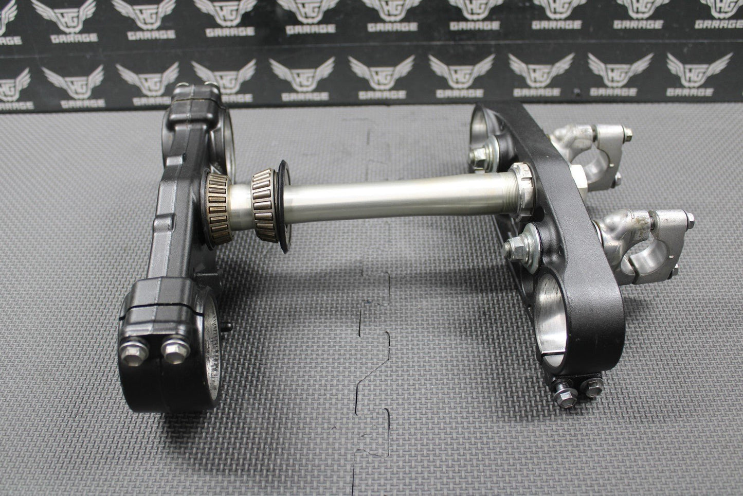2020 YAMAHA 18 - 20 YZ250F OEM FRONT FORKS LOWER UPPER TRIPLE TREE STEM BAR CLAMP - hggarage