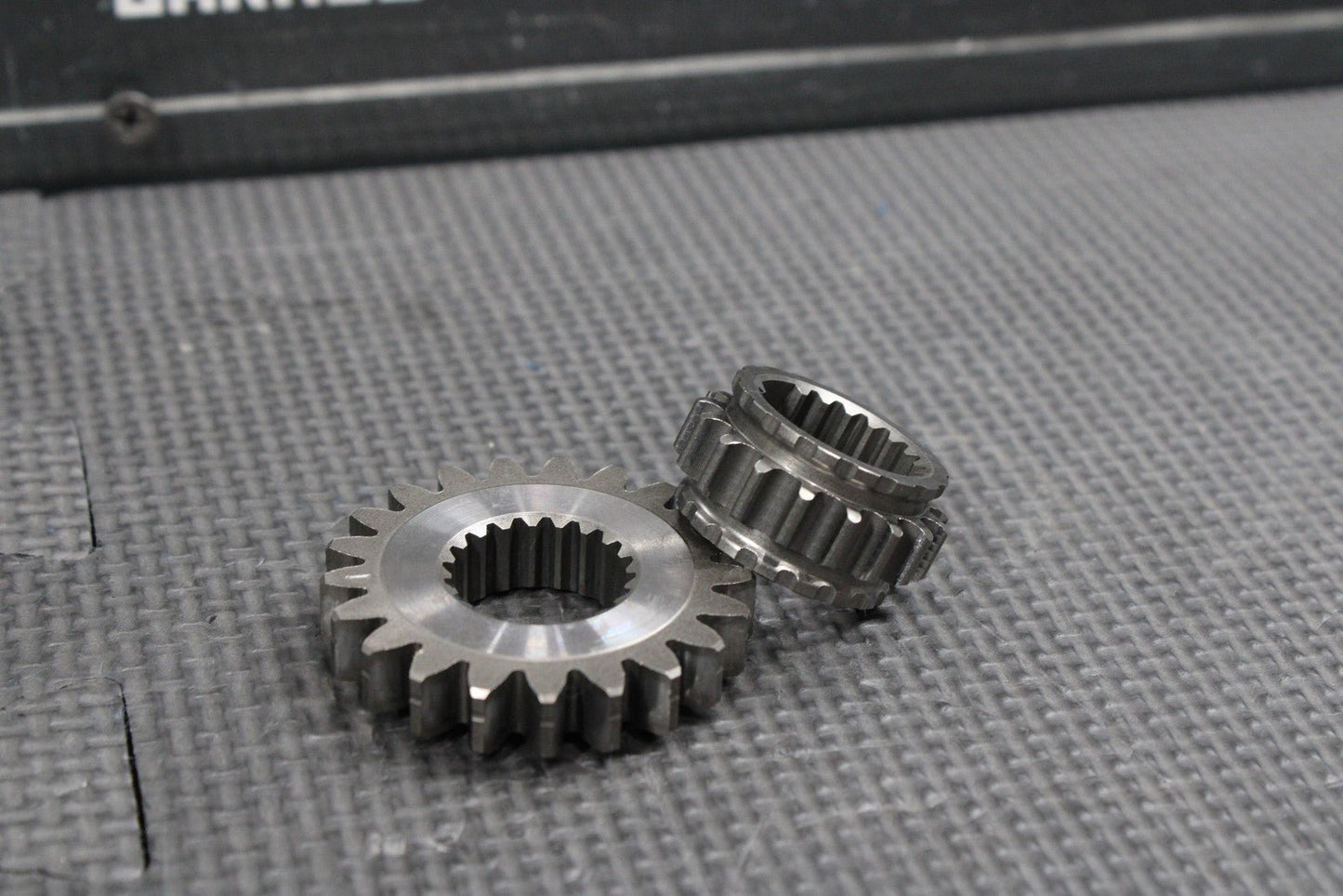 2023 HONDA CRF250R OEM ENGINE CRANKSHAFT TIMING SPROCKET PRIMARY GEAR GEARS - hggarage