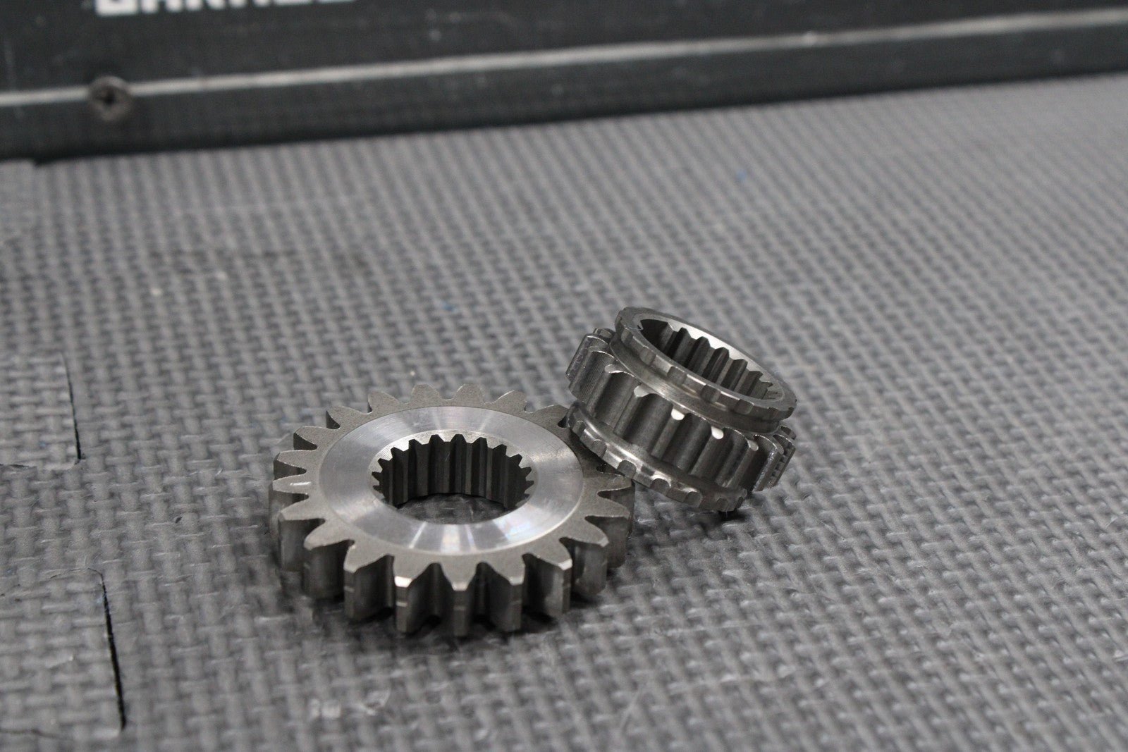 2023 HONDA CRF250R OEM ENGINE CRANKSHAFT TIMING SPROCKET PRIMARY GEAR GEARS - hggarage