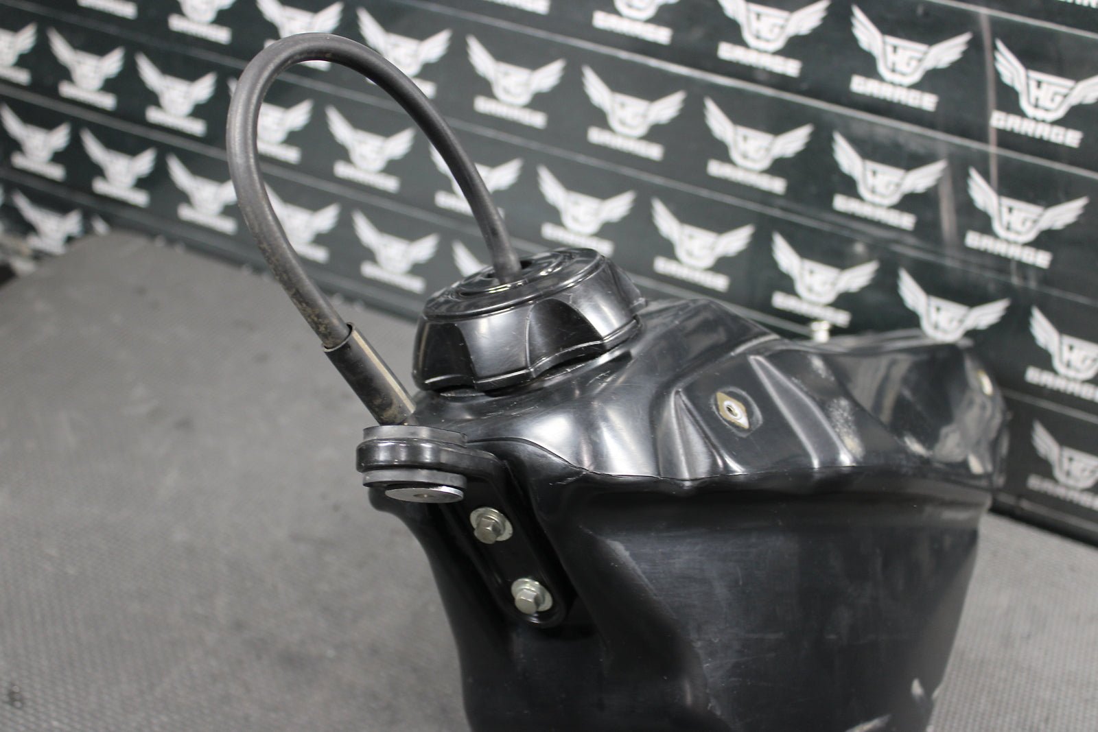 2003 Honda CRF450R OEM Gas Fuel Tank Cell Petrol Reservoir 17510 - Meb - 670 - hggarage