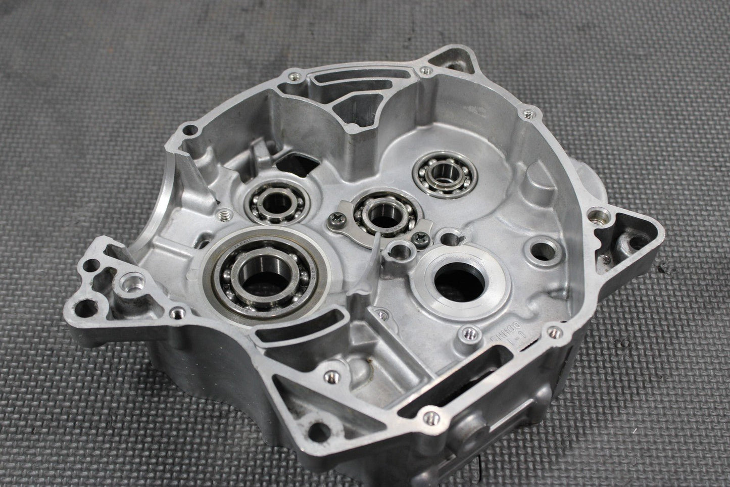 2000 YAMAHA 00 - 08 TTR125L OEM LEFT RIGHT ENGINE MOTOR CRANKCASE CRANK - hggarage