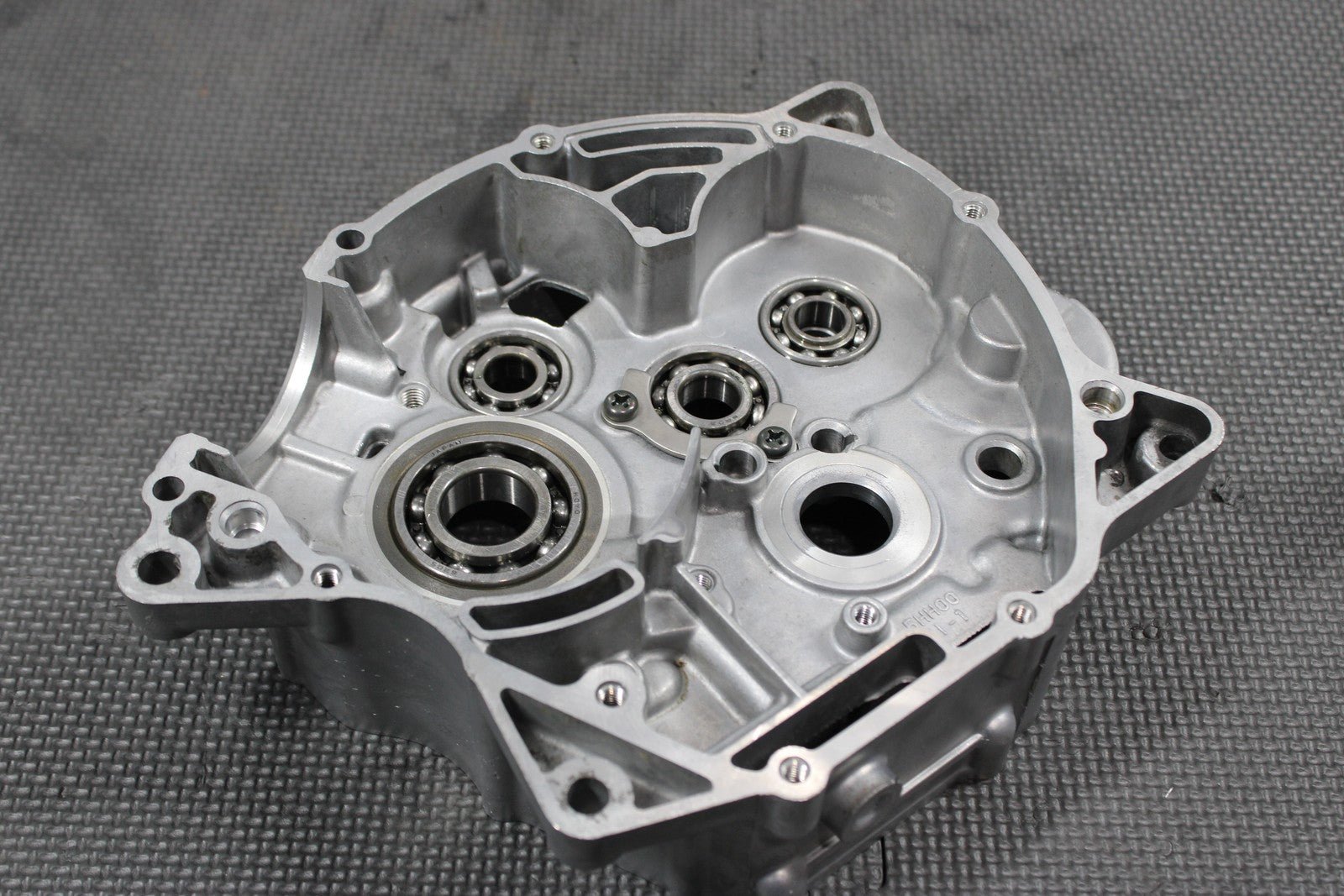 2000 YAMAHA 00 - 08 TTR125L OEM LEFT RIGHT ENGINE MOTOR CRANKCASE CRANK - hggarage
