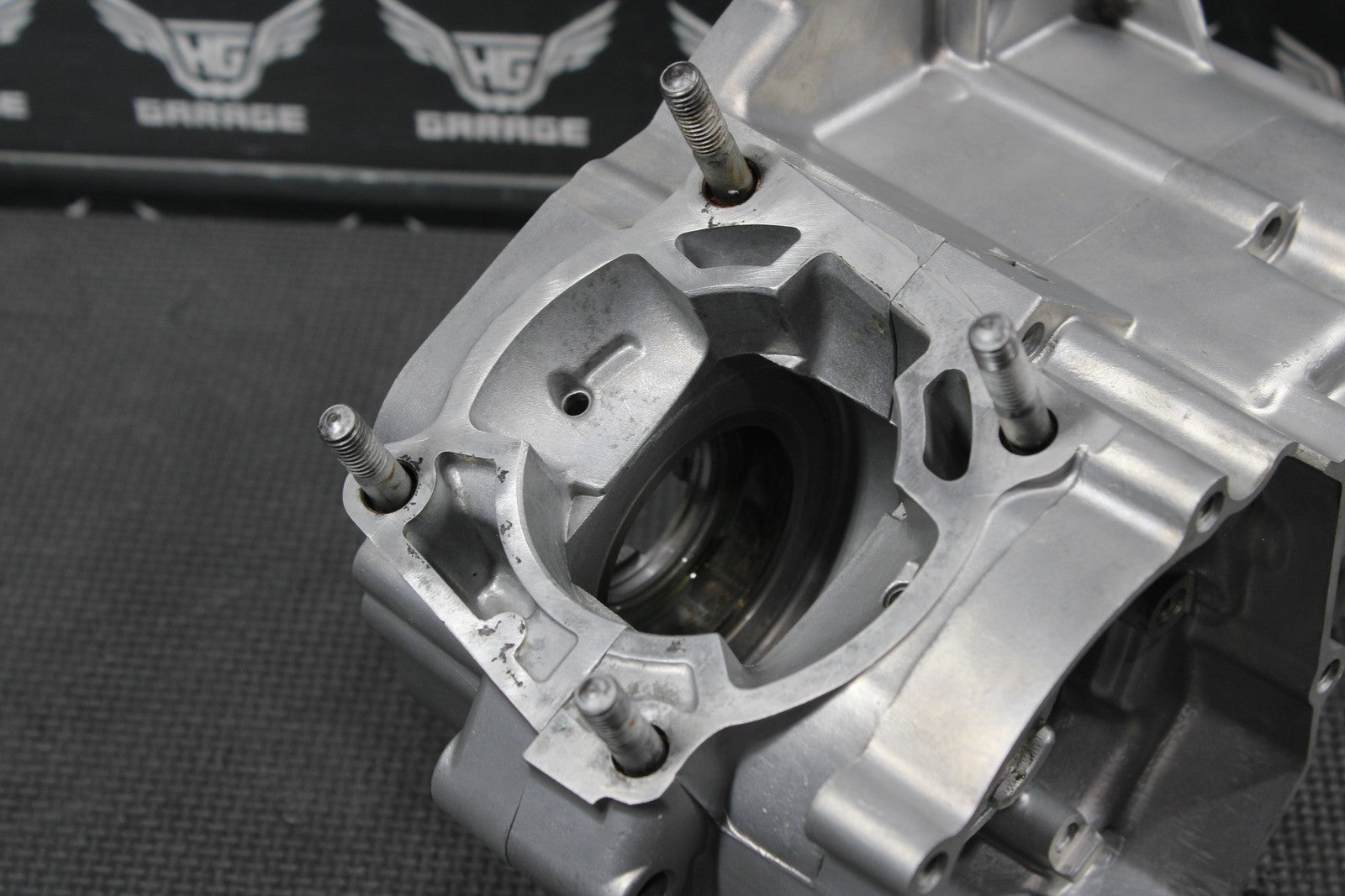 2012 KAWASAKI 08 - 13 KX85 OEM LEFT RIGHT ENGINE MOTOR CRANKCASE CASES BLOCK - hggarage