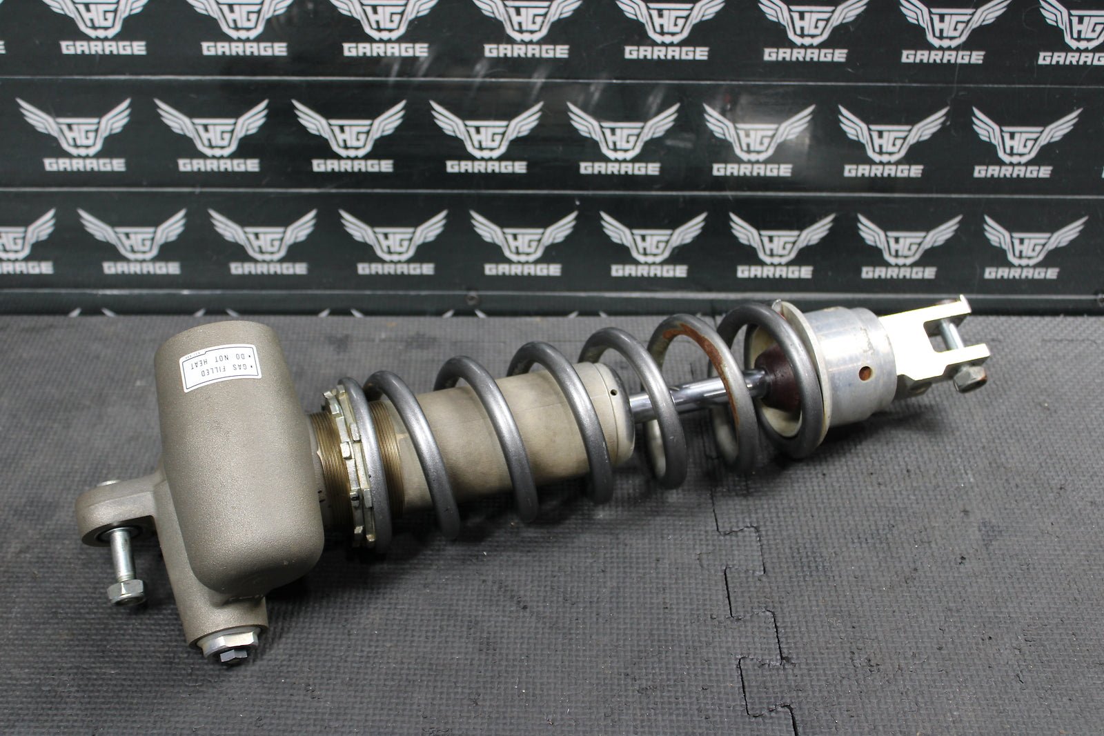 2019 HONDA CRF250R OEM REAR BACK SHOCK ABSORBER SUSPENSION 52400 - K95 - A41 GOOD! - hggarage