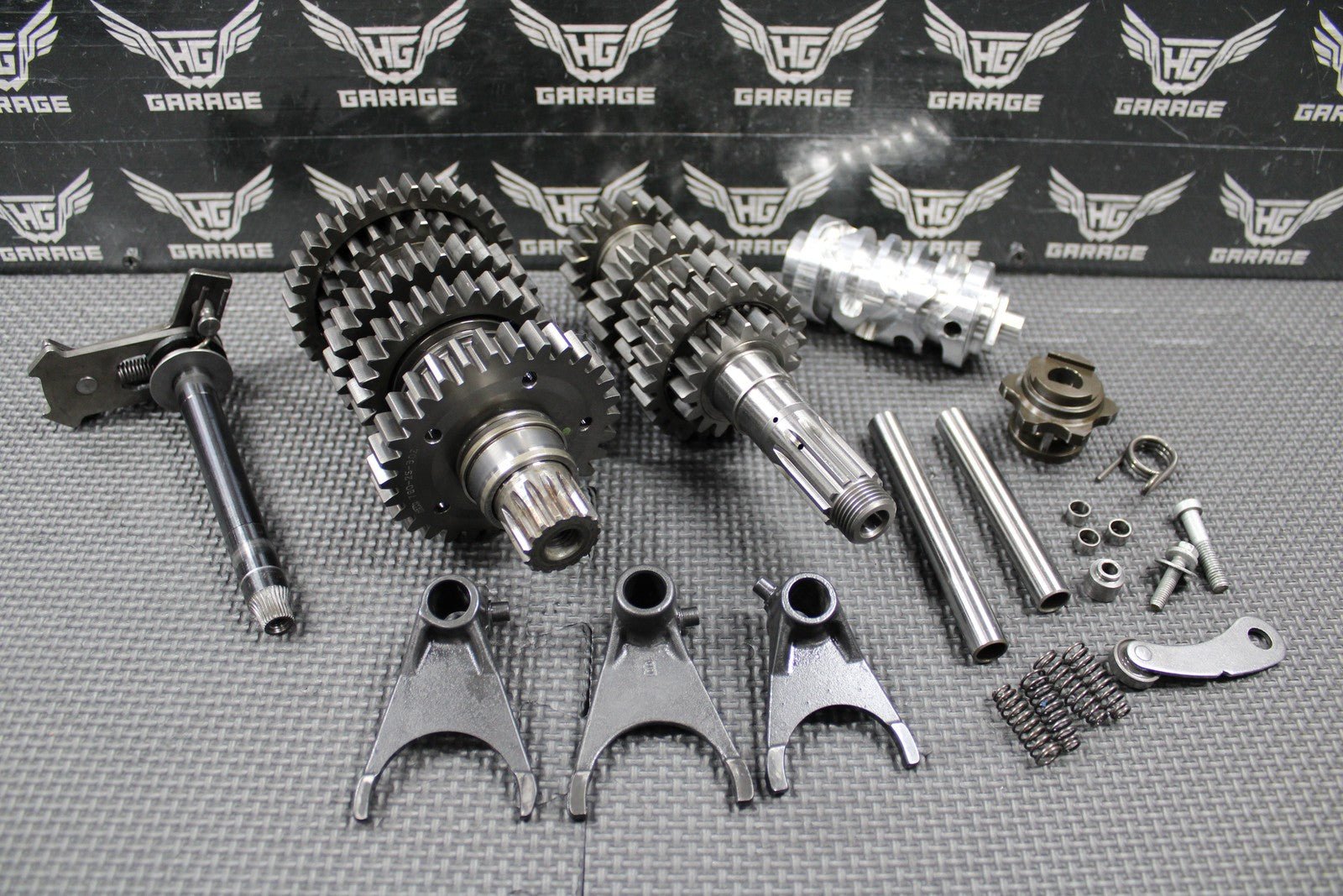 2013 KTM 450 SXF OEM 5 SPEED TRANSMISSION TRANNY GEARBOX GEARS SHIFT FORKS NICE! - hggarage
