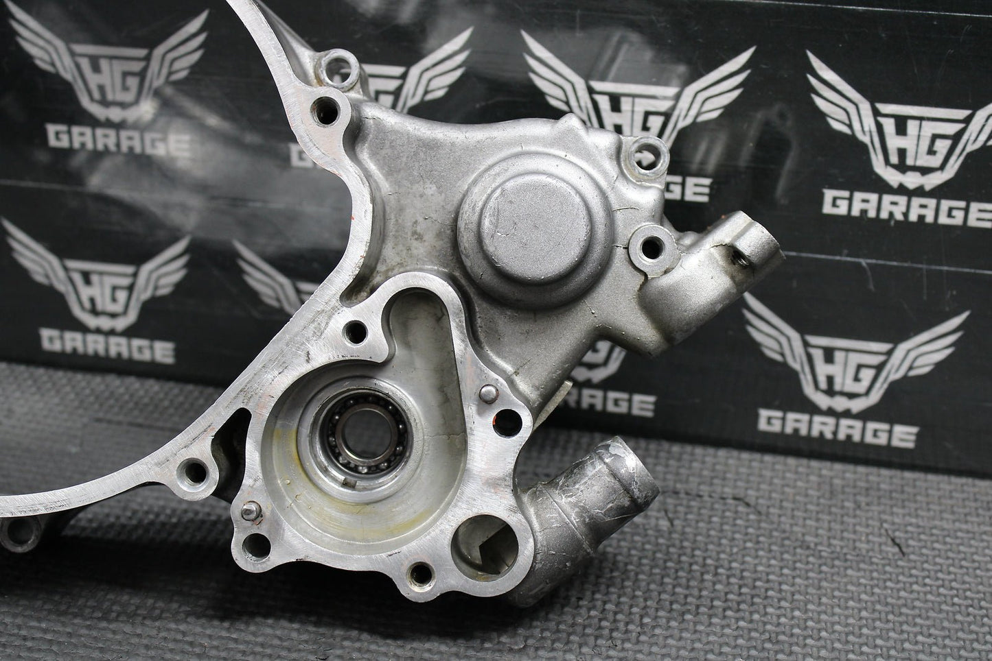 1995 1996 HONDA CR125R OEM RIGHT SIDE CASE INNER CLUTCH COVER 11340 - KZ4 - 620 GOOD - hggarage
