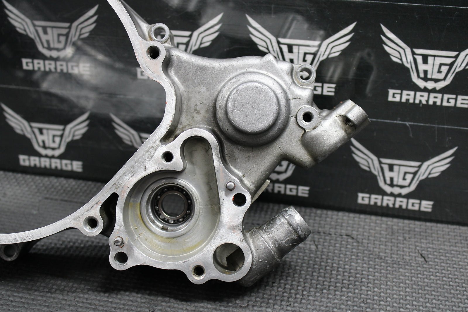 1995 1996 HONDA CR125R OEM RIGHT SIDE CASE INNER CLUTCH COVER 11340 - KZ4 - 620 GOOD - hggarage