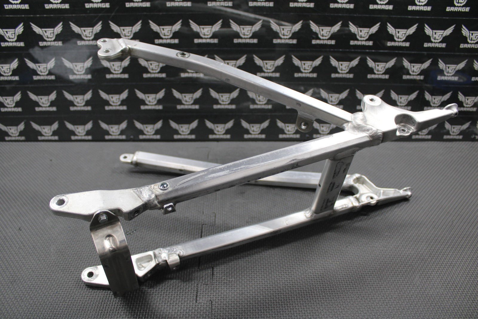 2019 SUZUKI 19 - 25 RMZ250 RMZ450 OEM REAR BACK SUB FRAME SUBFRAME SEAT RAIL GOOD! - hggarage