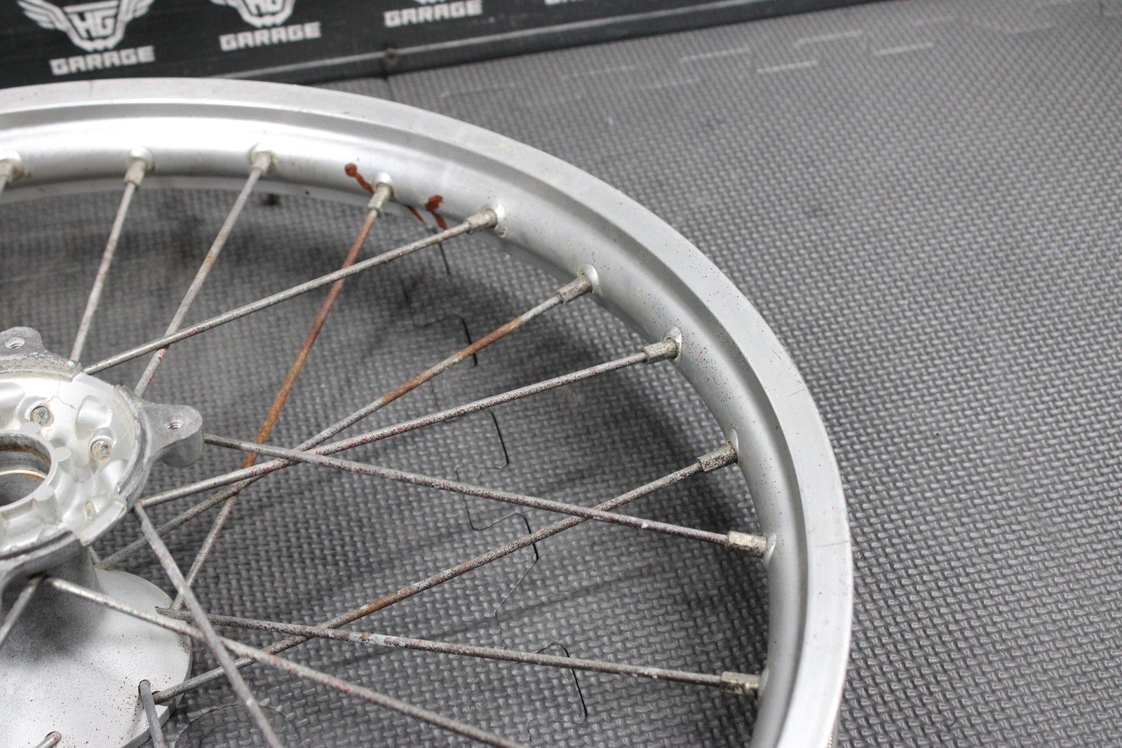 2001 HONDA 96 - 02 CR80RB 19" BIGWHEEL OEM FRONT WHEEL RIM HUB 44650 - GBF - 861 - hggarage