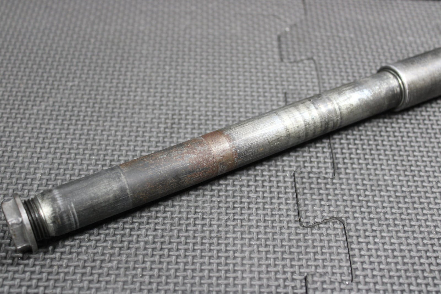 2002 Suzuki RM250 OEM Front Wheel Rim Axle Pivot Bolt 54711 - 37F00 - hggarage
