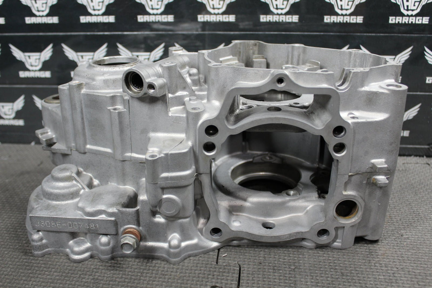 2000 YAMAHA YZ400F YZ426F OEM LEFT RIGHT ENGINE MOTOR CRANKCASE CRANK CASE BLOCK - hggarage