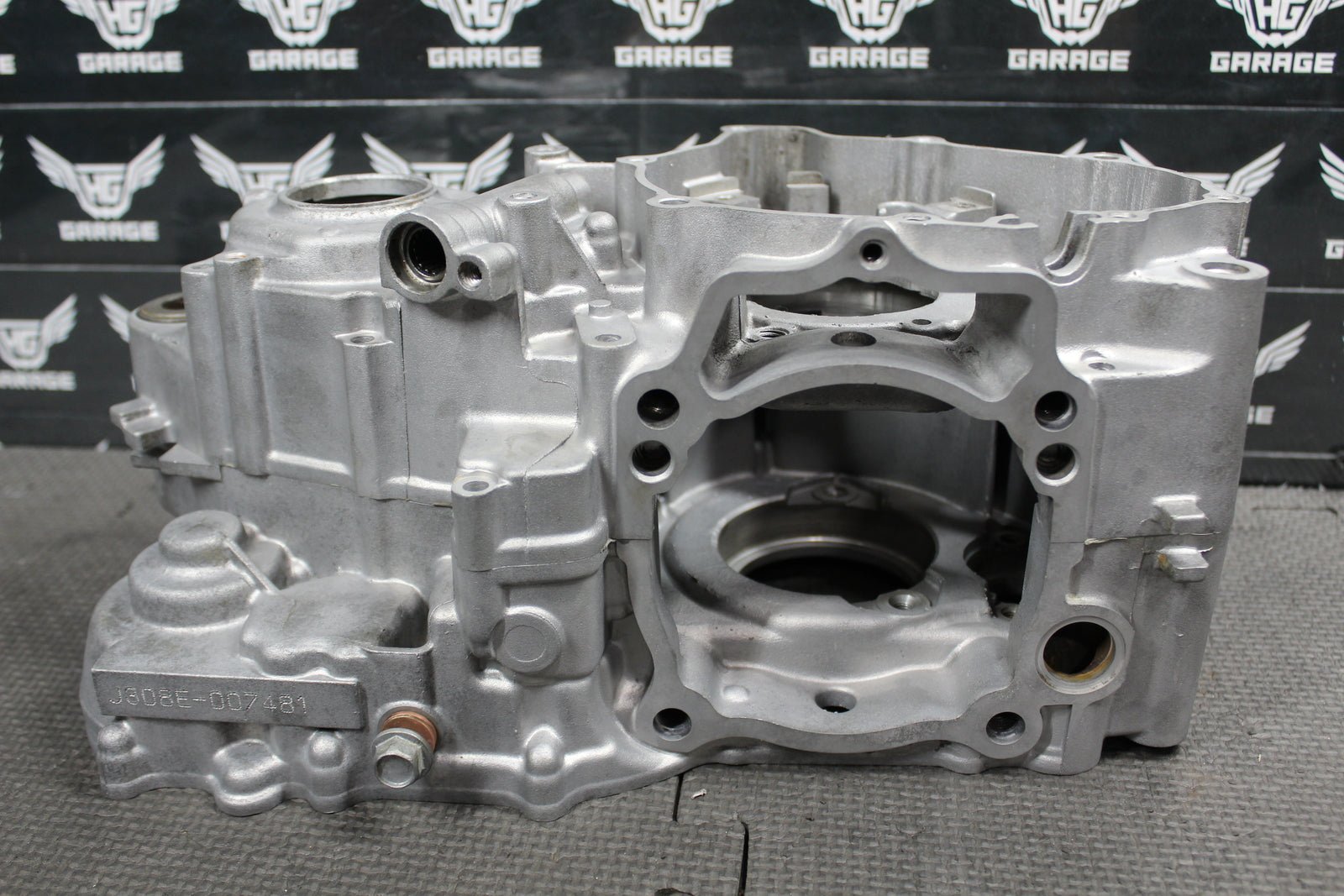 2000 YAMAHA YZ400F YZ426F OEM LEFT RIGHT ENGINE MOTOR CRANKCASE CRANK CASE BLOCK - hggarage
