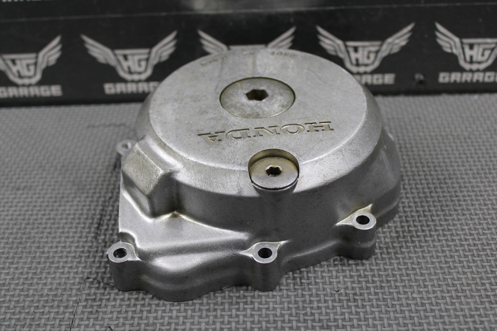 1991 HONDA 90 - 95 XR250R OEM LEFT CASE STATOR GENERATOR MAGNETO COVER 11341 - KZ1 - 6 - hggarage