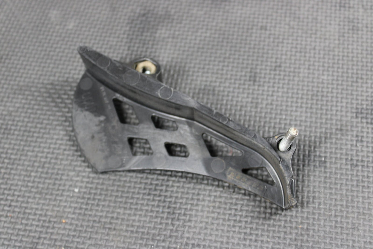 2007 KTM 2004 / 06 - 11 105 04 - 17 85SX OEM CHAIN SUPPORT GUIDE THRUST SLIDER 47007 - hggarage