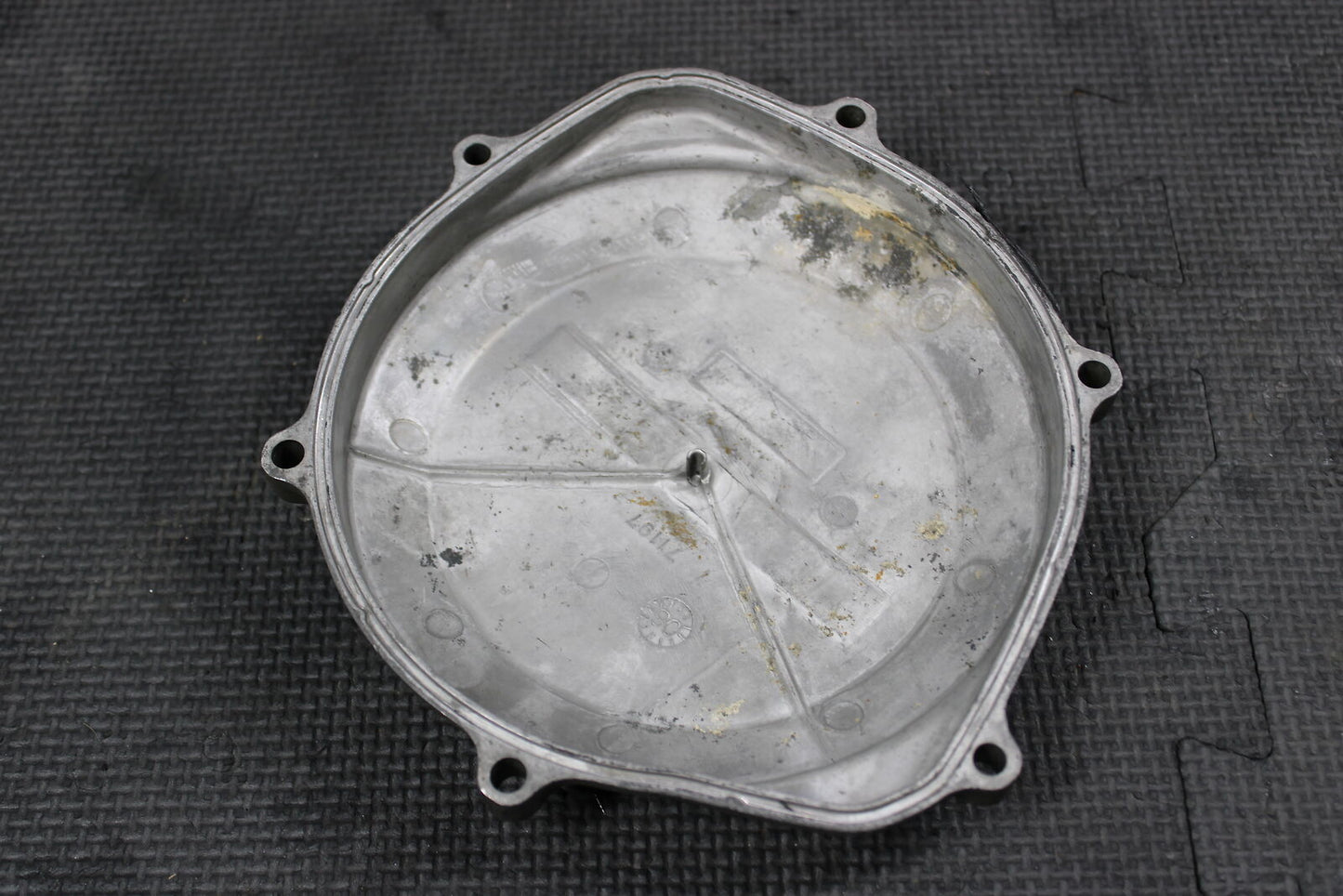 2002 HONDA CRF450R OEM OUTER ENGINE MOTOR SIDE CLUTCH COVER 11351-MEB-670