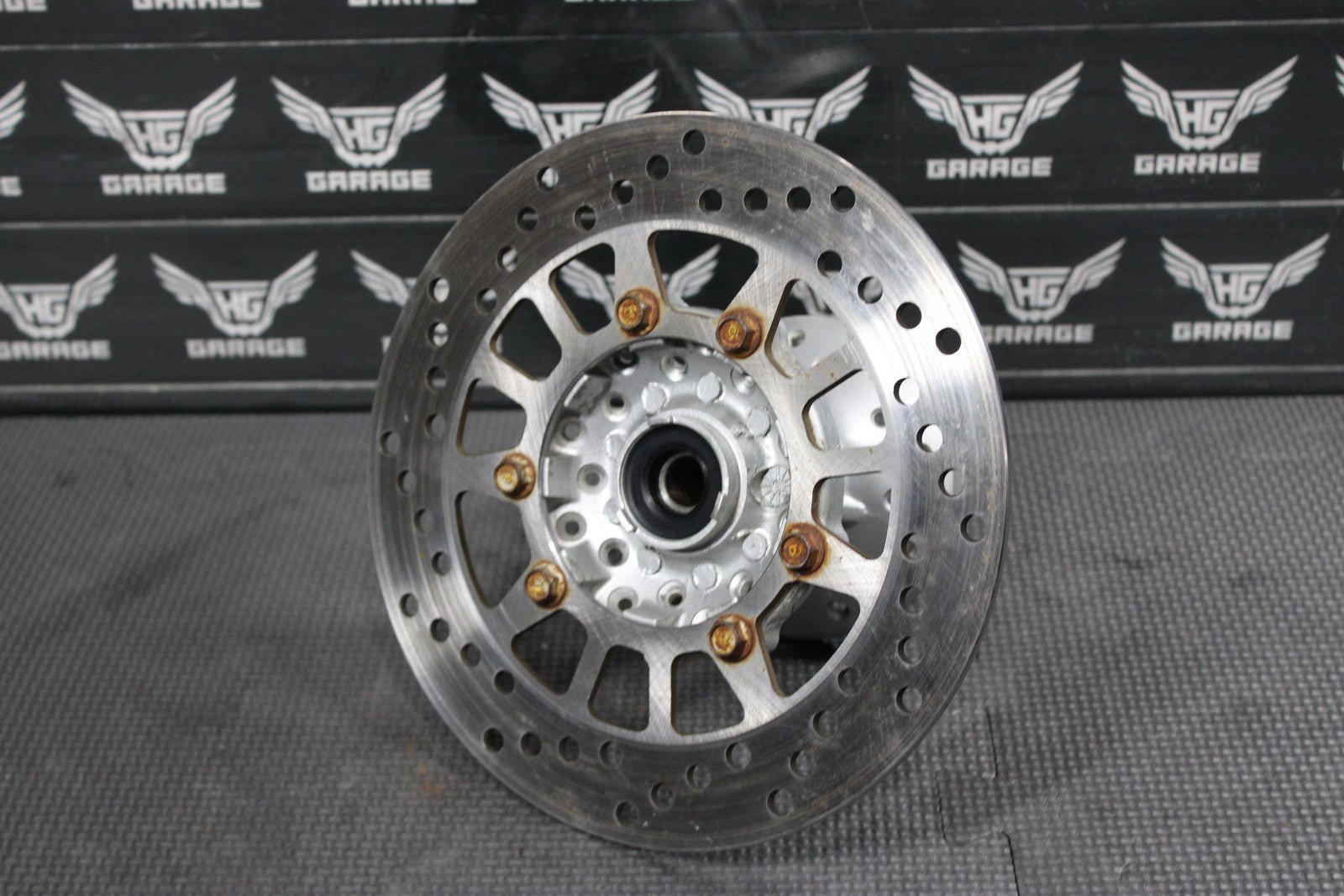 2002 YAMAHA 99 - 04 TTR225 05 - 22 TTR230 OEM FRONT WHEEL RIM HUB 4AN - F5111 - 10 - 35 - hggarage