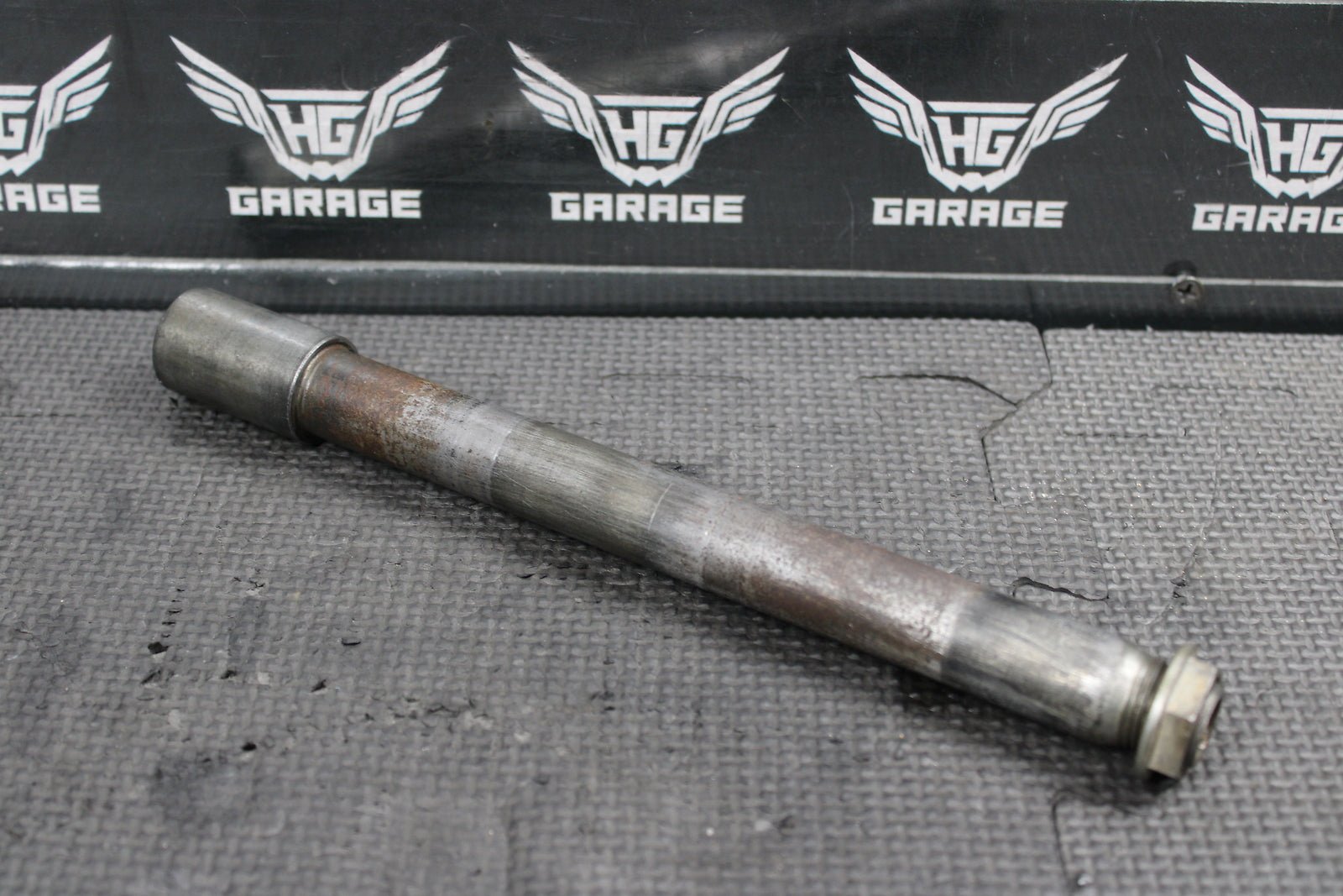 2004 Suzuki RM125 RM250 OEM Front Wheel Rim Axle Pivot Bolt 54711 - 37F00 - hggarage