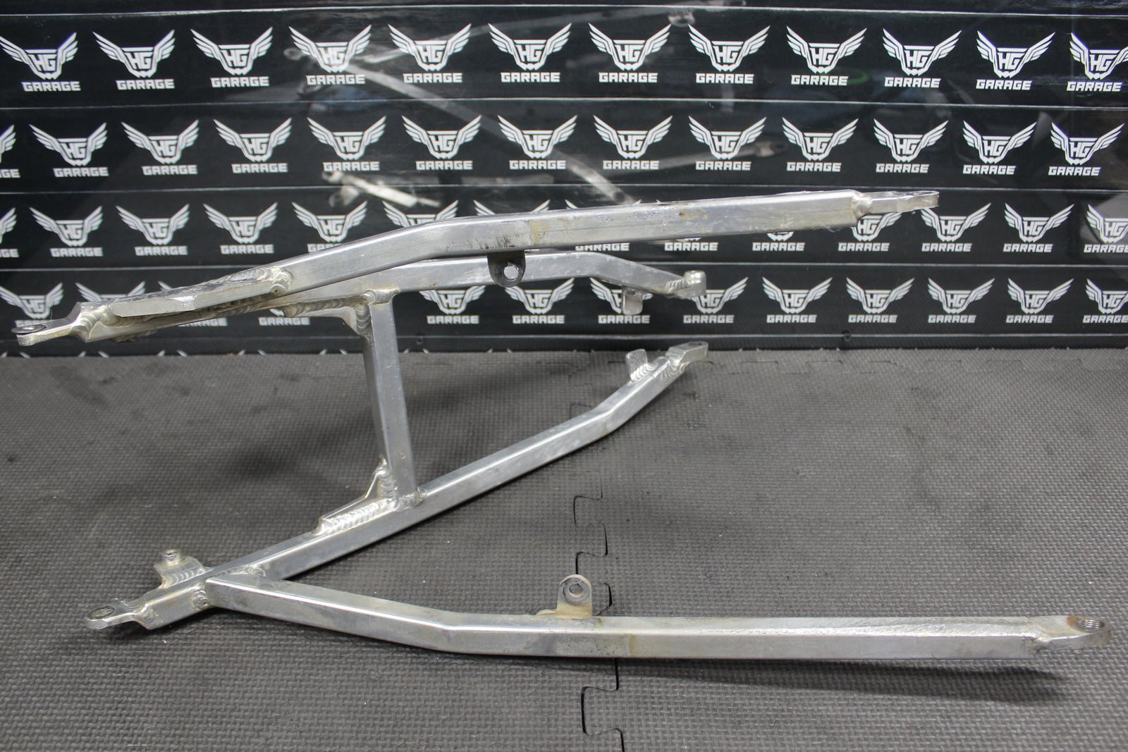 2006 04 - 06 SUZUKI RMZ250 OEM REAR BACK SUB FRAME SUBFRAME SEAT RAIL K3216 - 00087 - hggarage