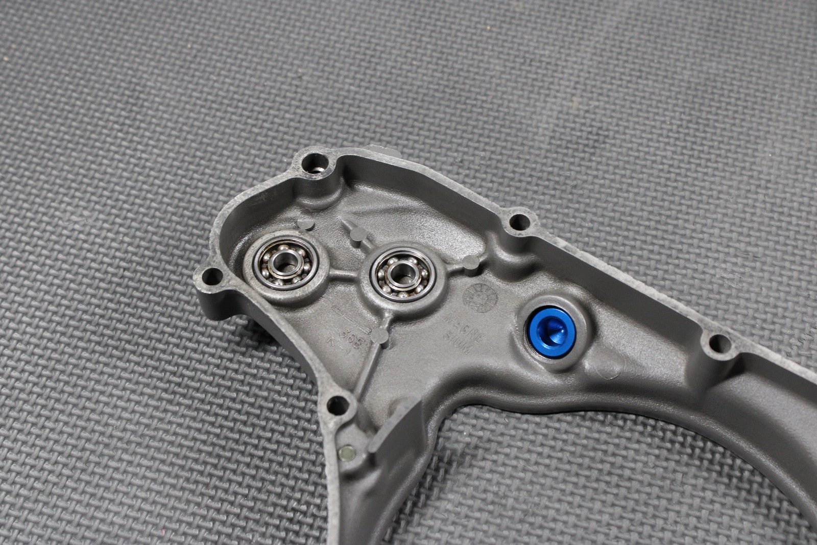 2000 SUZUKI RM125 98 - 00 OEM RIGHT SIDEENGINE MOTOR INNER CLUTCH COVER 11341 - 36E1 - hggarage