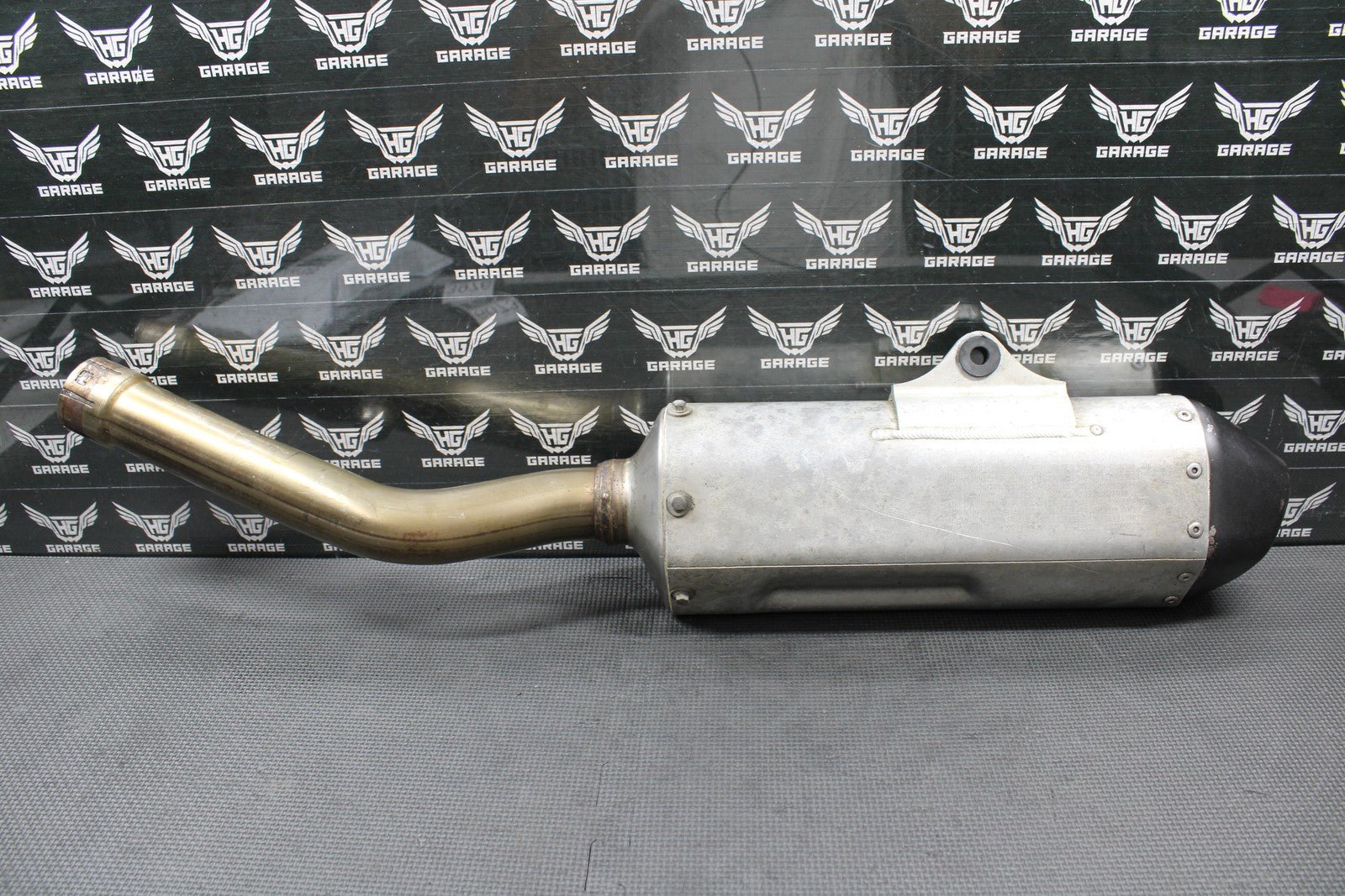 2014 KAWASAKI 13 - 16 KX250F OEM MUFFLER EXHAUST SILENCER SLIP ON PIPE 18100 - 0558 - hggarage