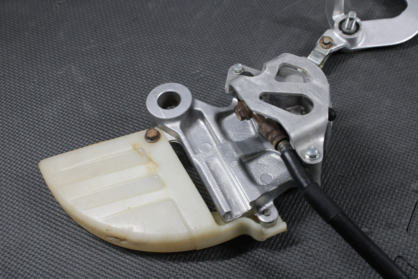 2000 SUZUKI DRZ400 OEM REAR BACK BRAKE CALIPER MASTER CYLINDER PEDAL HOSE - hggarage