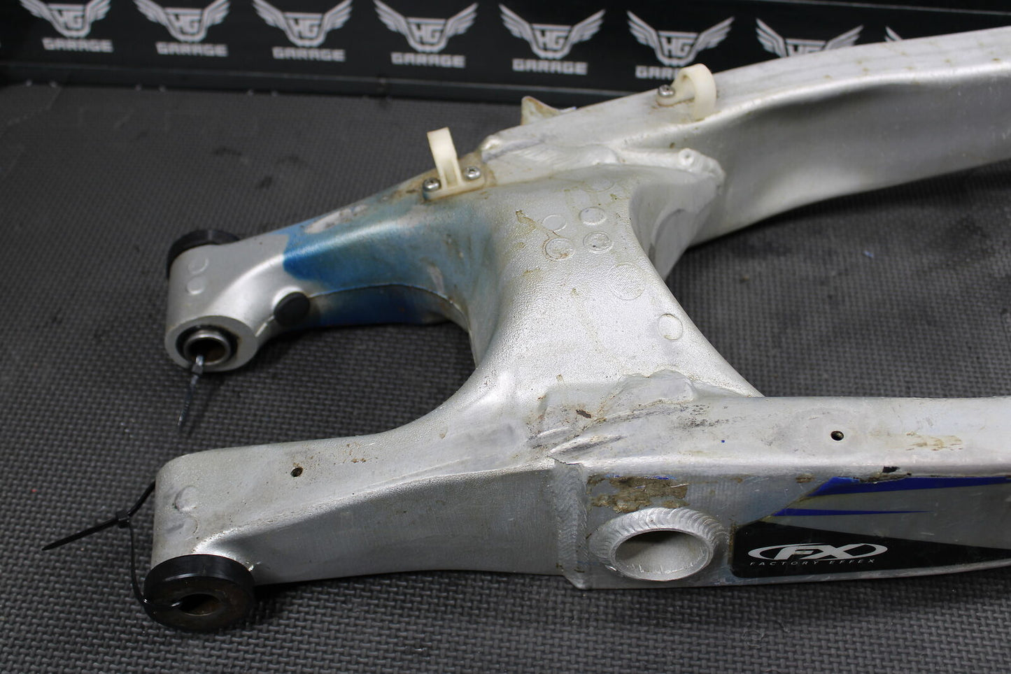 1998 YAMAHA WR400F YZ400F OEM SWINGARM SWING ARM SUSPENSION