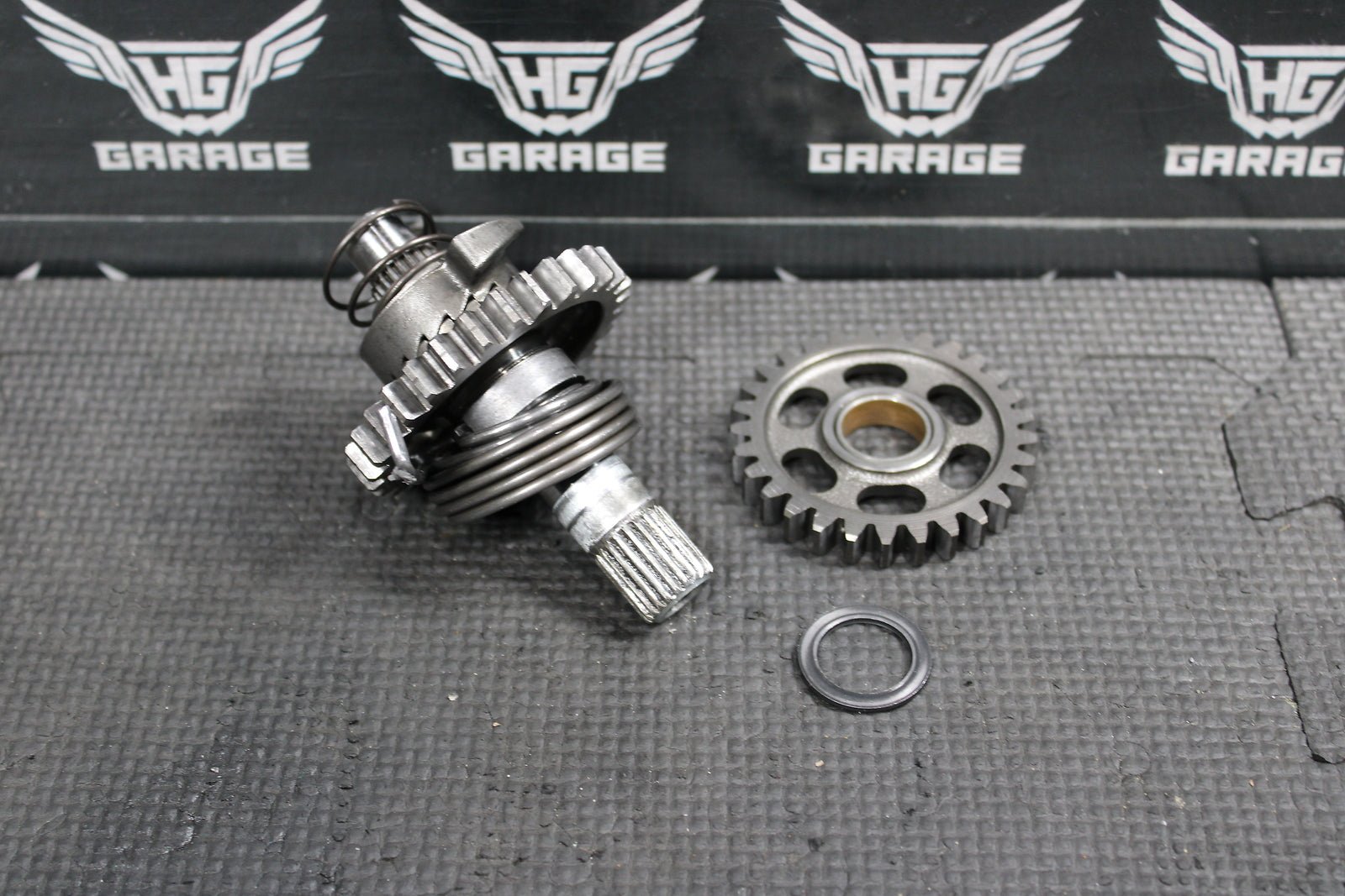 1998 HONDA CR125R OEM KICKSTART KICK START SHAFT W IDLER GEAR 28230 - KS6 - 700 - hggarage