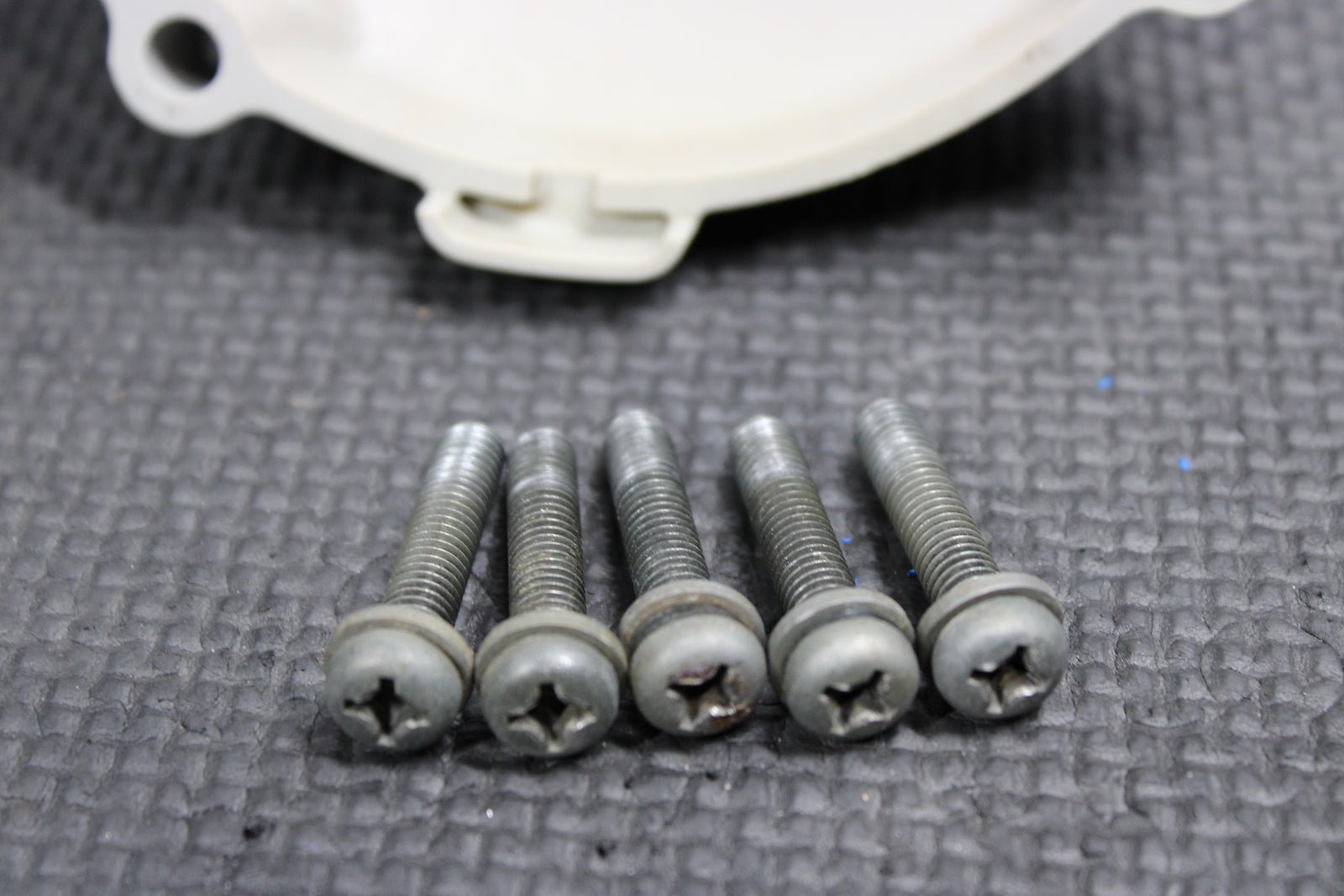 1997 94 - 04 Yamaha YZ125 OEM Left Case Stator Magneto Cover 4JY - 15411 - 00 - 00 - hggarage