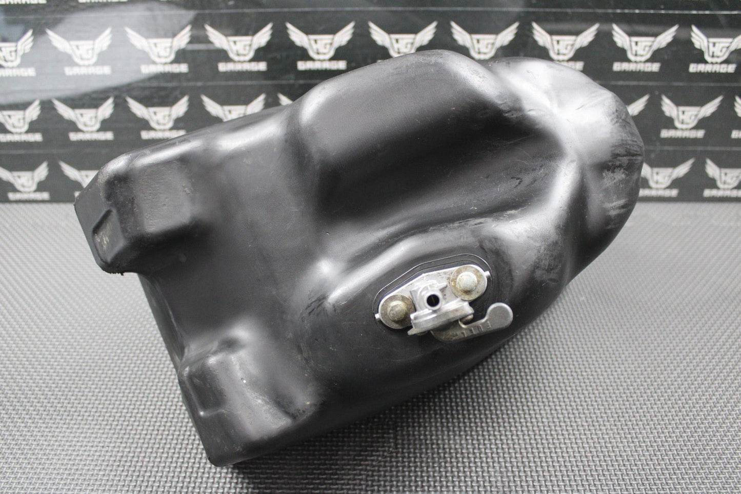 2000 2001 HONDA CR125R CR250R OEM GAS FUEL TANK CELL RESERVOIR CAP PETCOCK GOOD! - hggarage