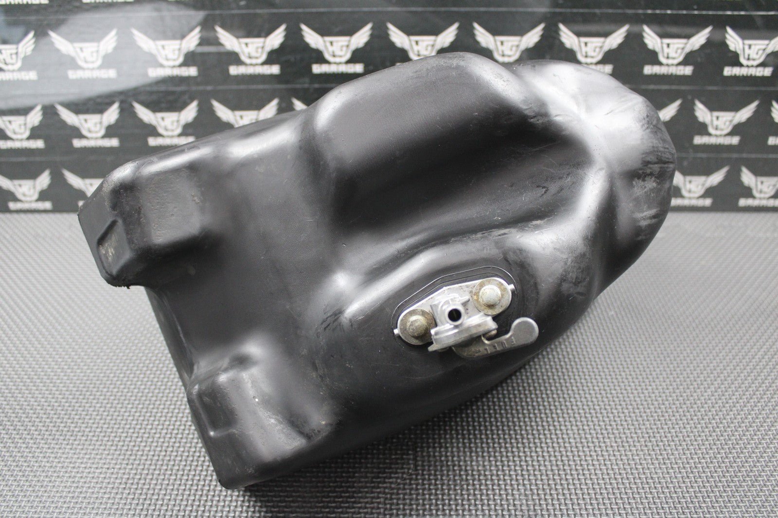 2000 2001 HONDA CR125R CR250R OEM GAS FUEL TANK CELL RESERVOIR CAP PETCOCK GOOD! - hggarage
