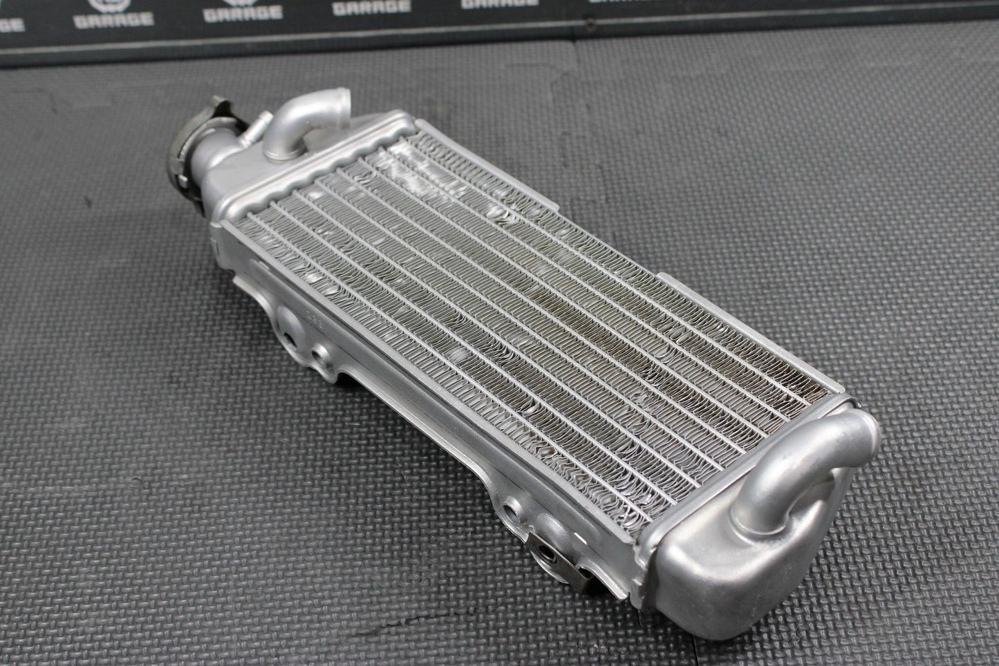 2000 KTM 250 EXC OEM LEFT ENGINE MOTOR COOLING COOLER RADIATOR - hggarage