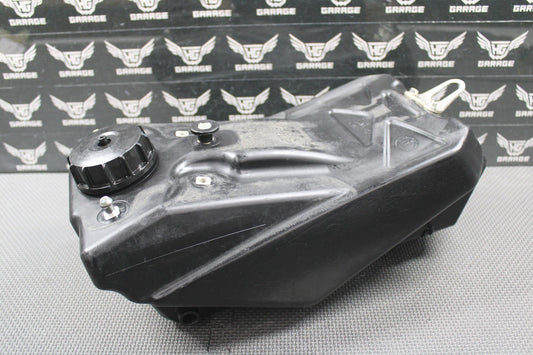 2020 YAMAHA 19 - 22 YZ250F YZ450F OEM GAS FUEL TANK CELL RESERVOIR BR9 - 24110 - 00 - 00 - hggarage